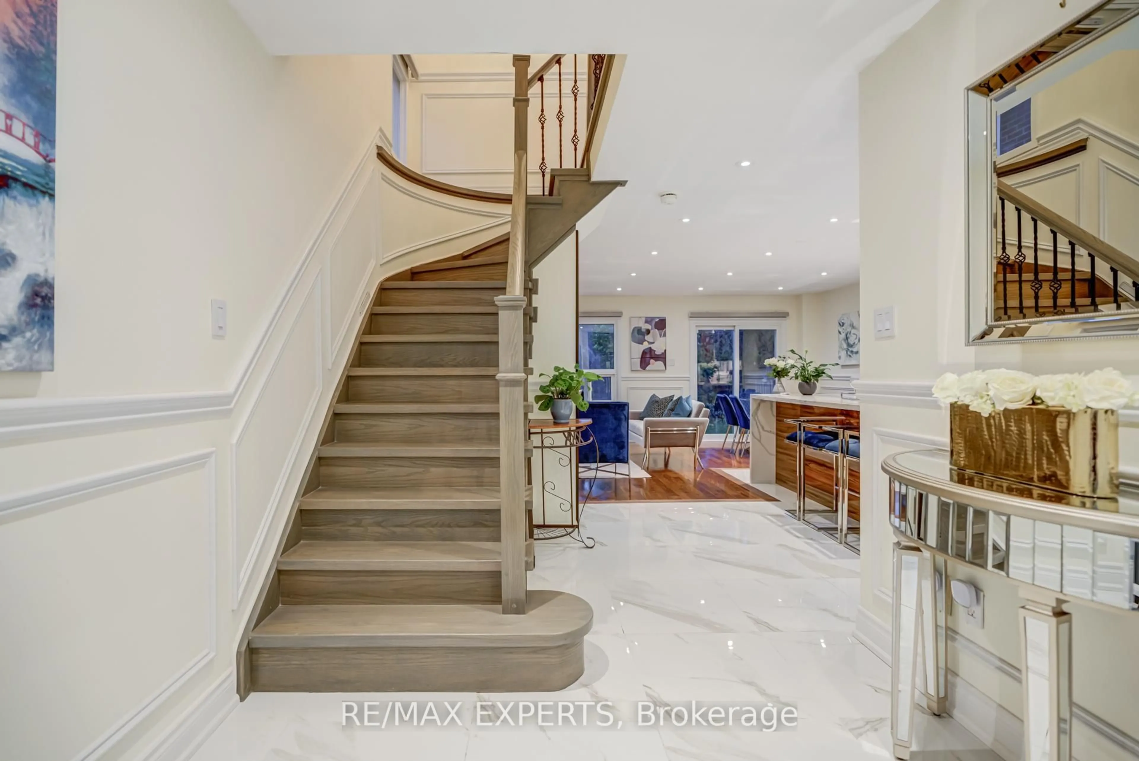 Unknown for 11 Belvedere Cres, Richmond Hill Ontario L4C 8W3