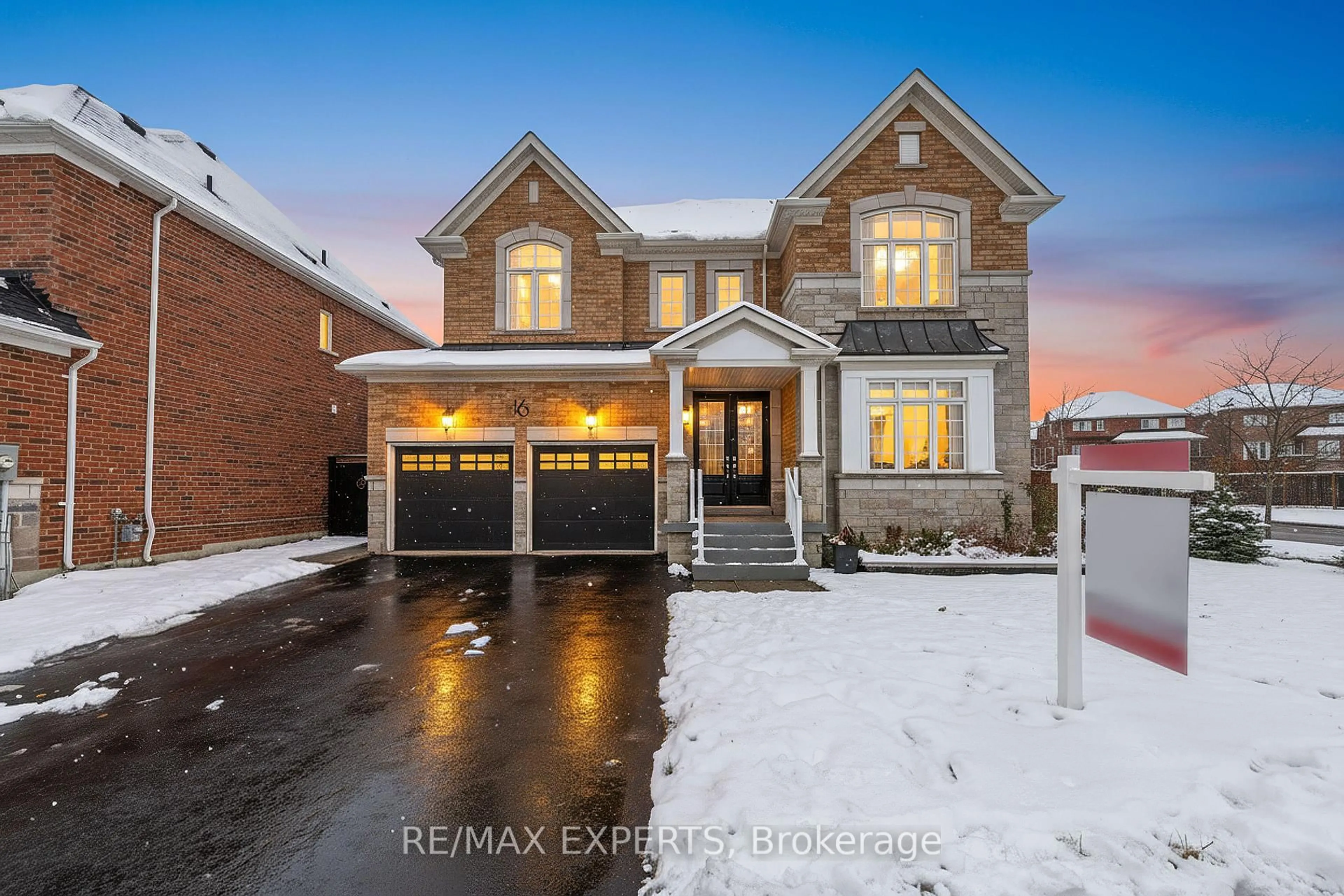 Home with brick exterior material, street for 16 Vivian Creek Rd, East Gwillimbury Ontario L0G 1M0
