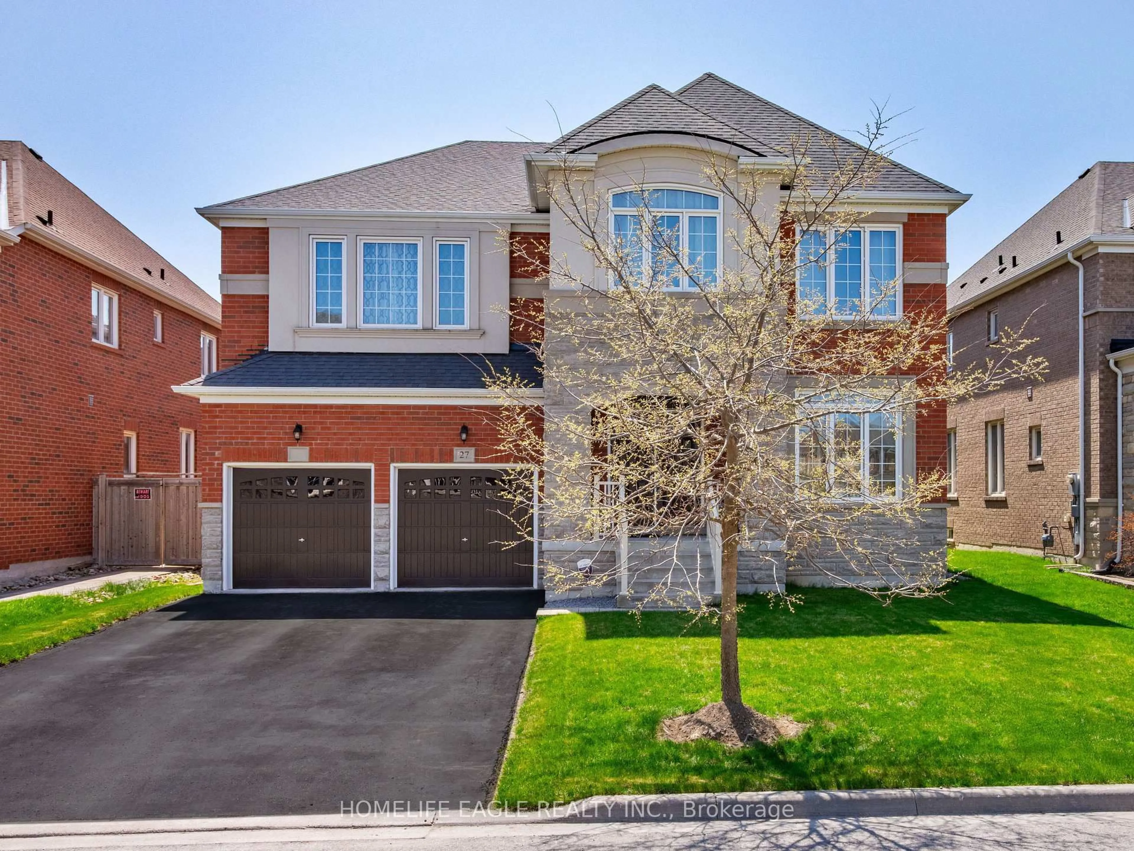 Home with brick exterior material, street for 27 Scarlet Way, Bradford West Gwillimbury Ontario L3Z 0T4