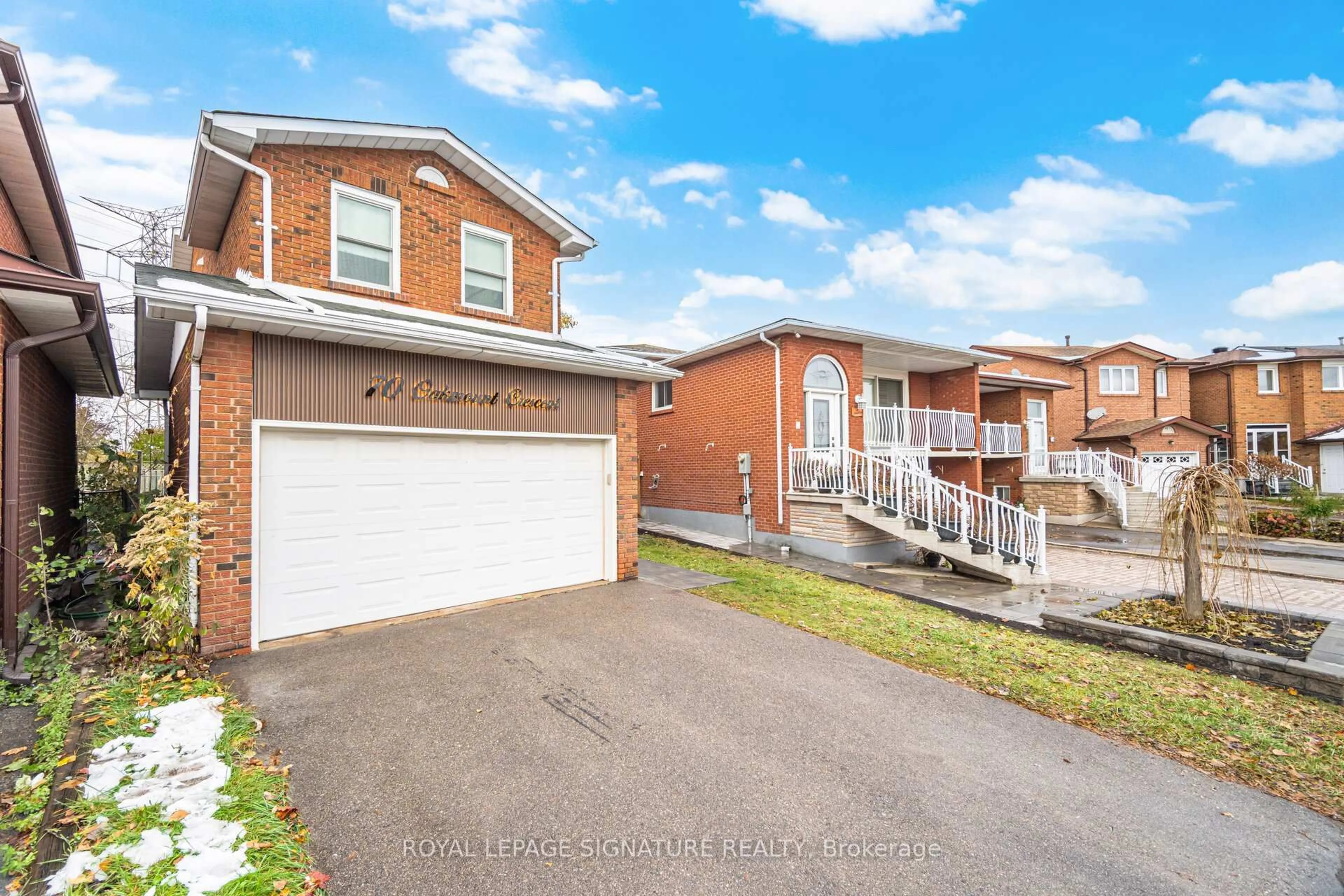 Home with brick exterior material, street for 70 Oakmount Cres, Vaughan Ontario L4K 2C3