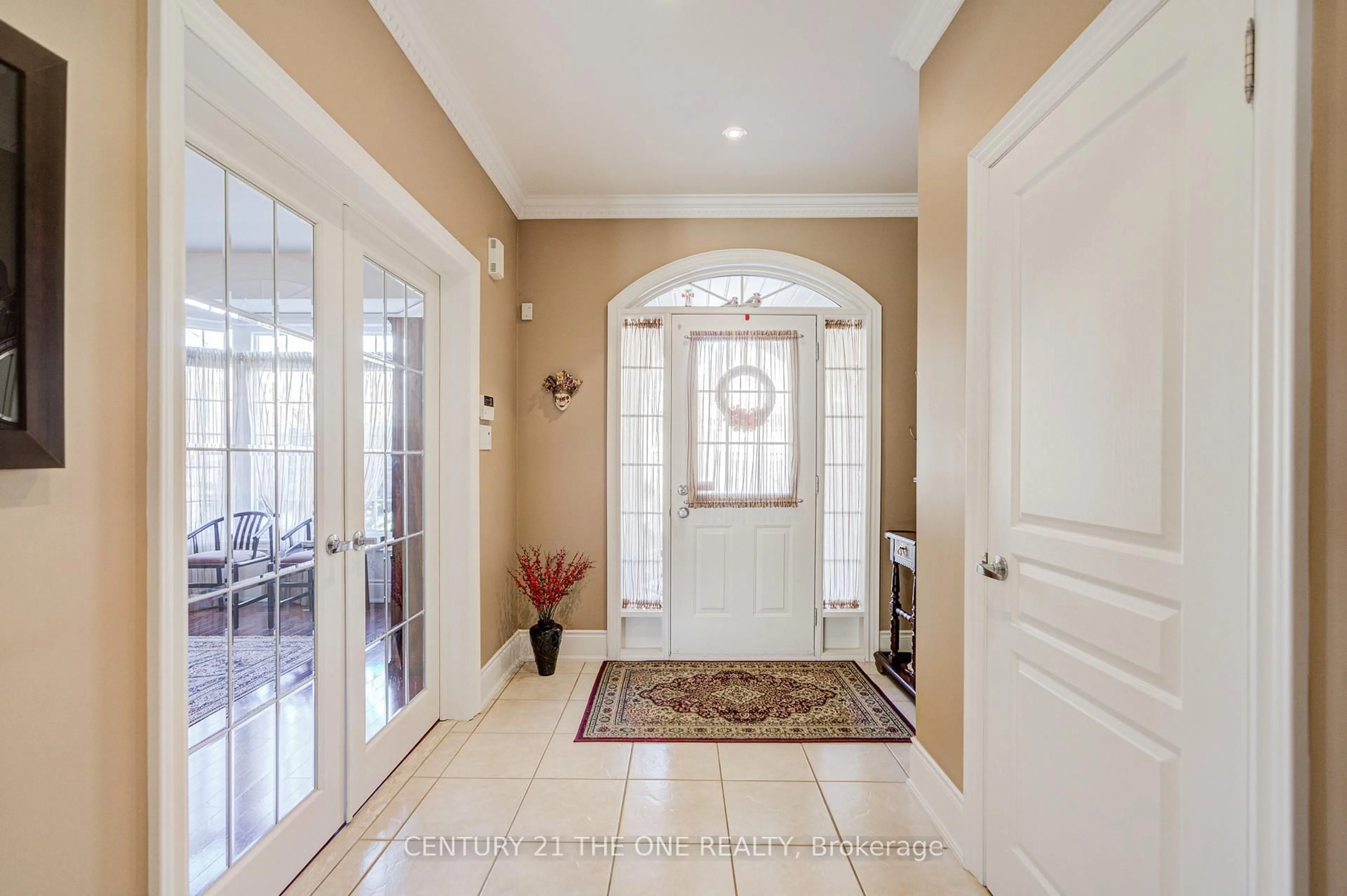 Indoor entryway for 78 Ravine Edge Dr, Richmond Hill Ontario L4E 4J3