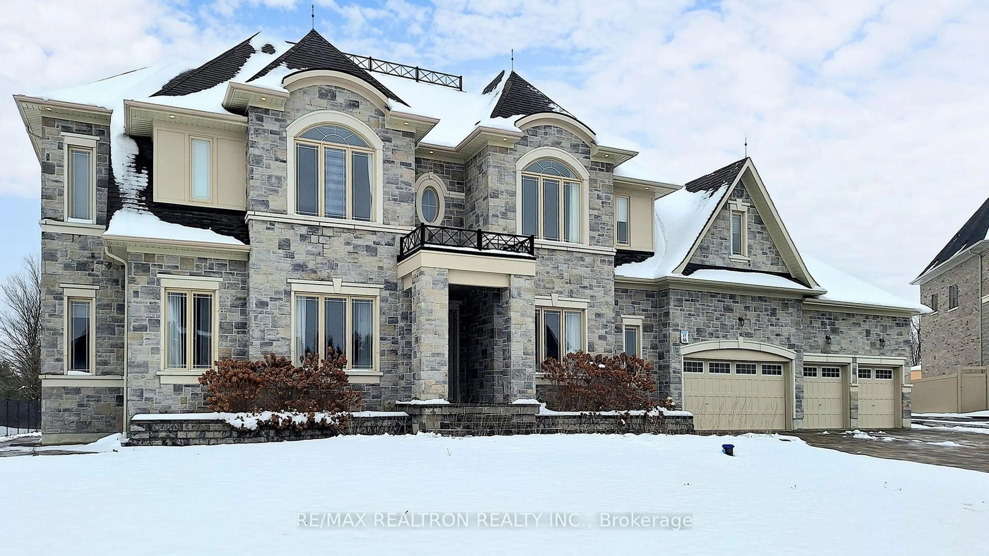 Home with brick exterior material, unknown for 66 Sam Davis Crt, Whitchurch-Stouffville Ontario L4A 4R4