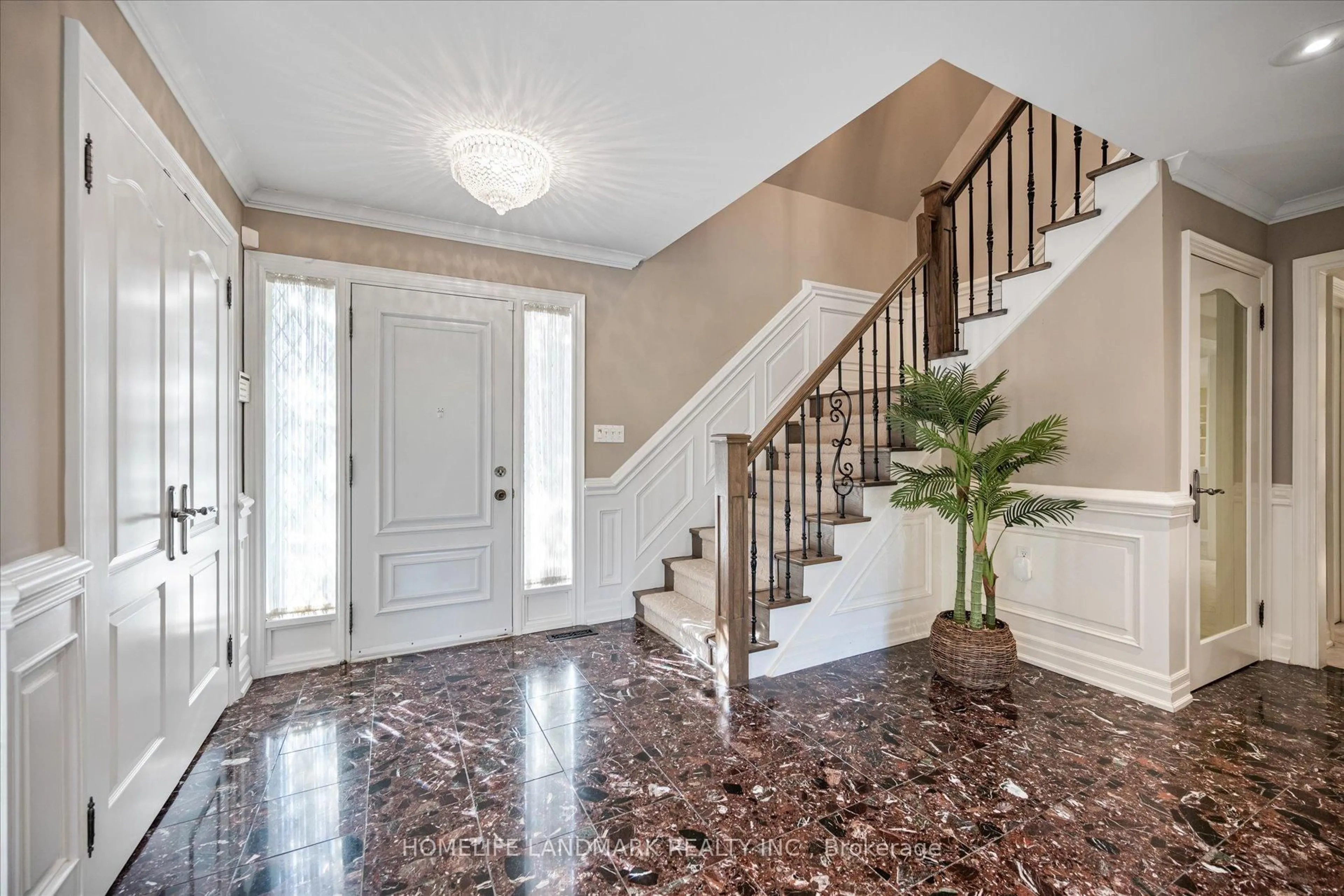 Indoor entryway for 3 Old English Lane, Markham Ontario L3T 2T8