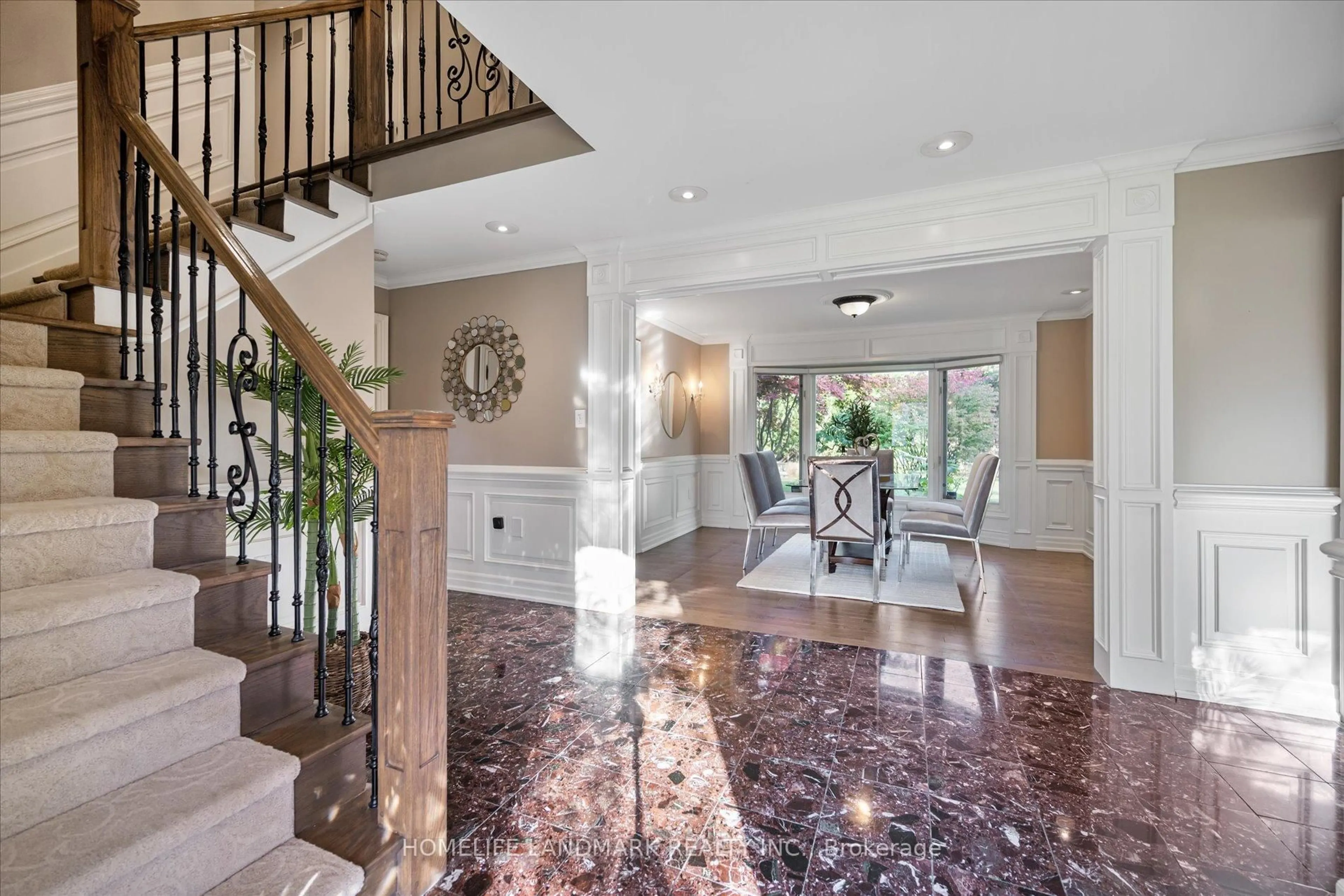 Indoor foyer for 3 Old English Lane, Markham Ontario L3T 2T8