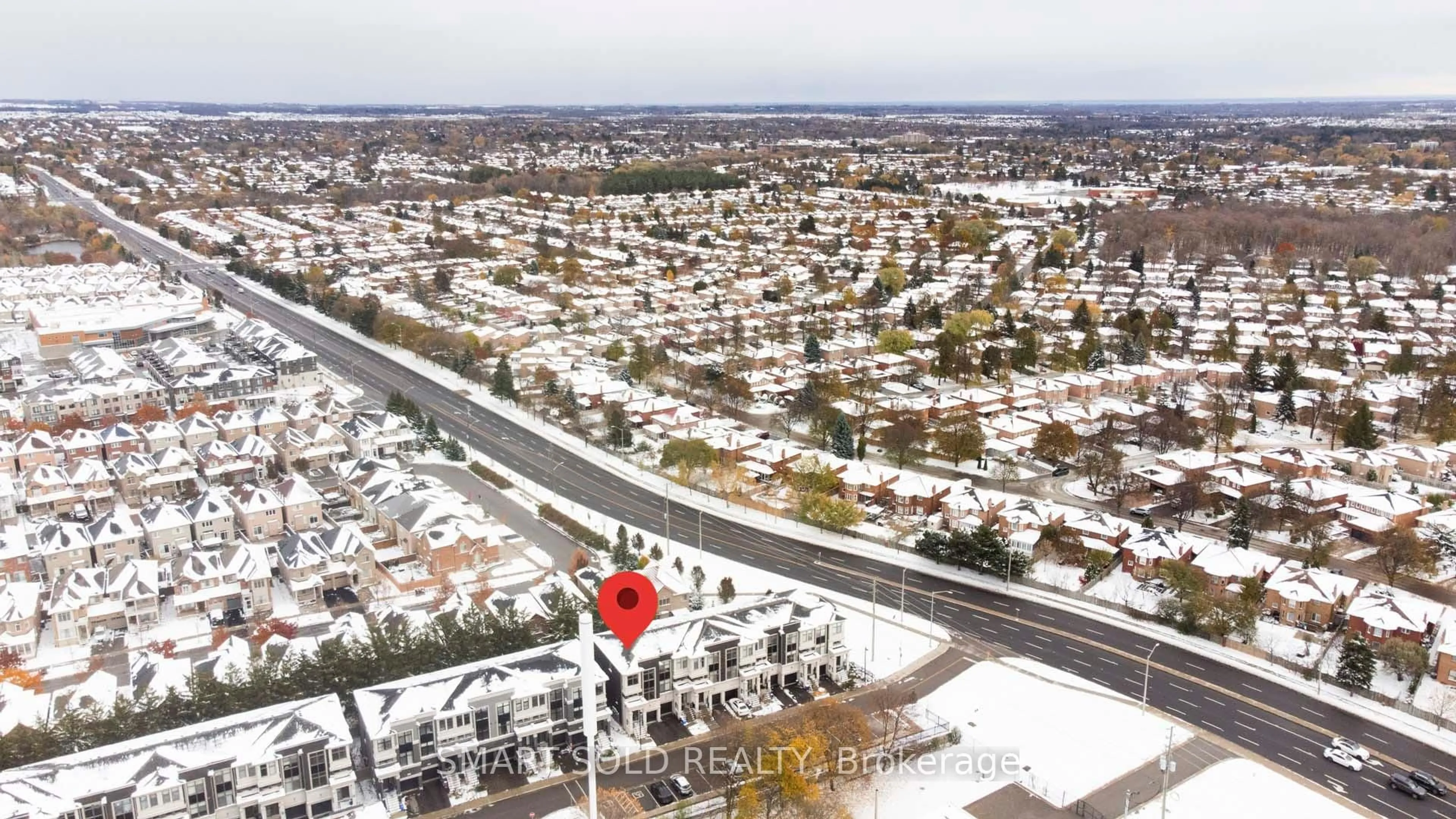 A pic from outside/outdoor area/front of a property/back of a property/a pic from drone, street for 13 Armillo Pl, Markham Ontario L6E 0V4