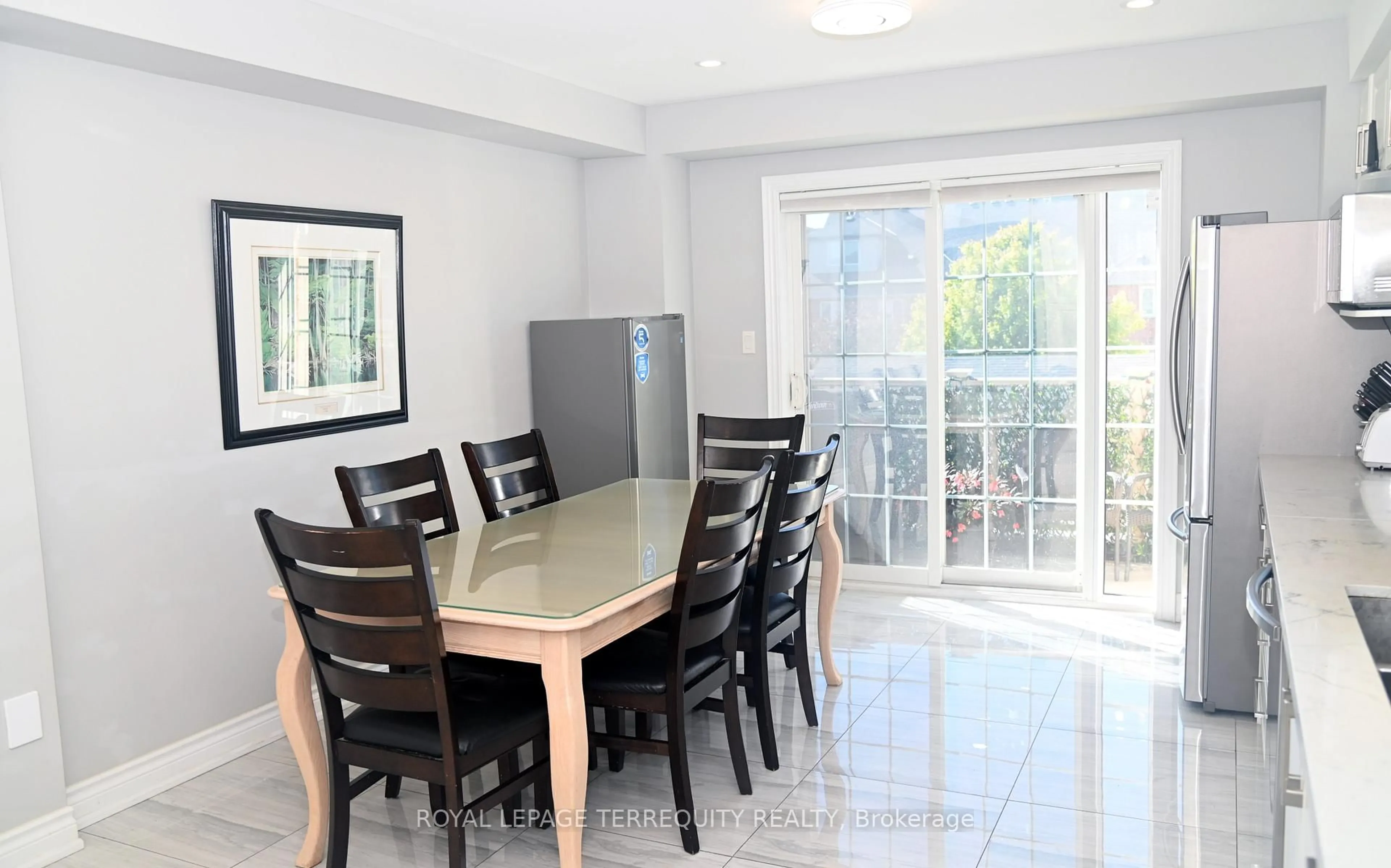 Dining room, unknown for 2753 Bur Oak Ave, Markham Ontario L6B 1C8