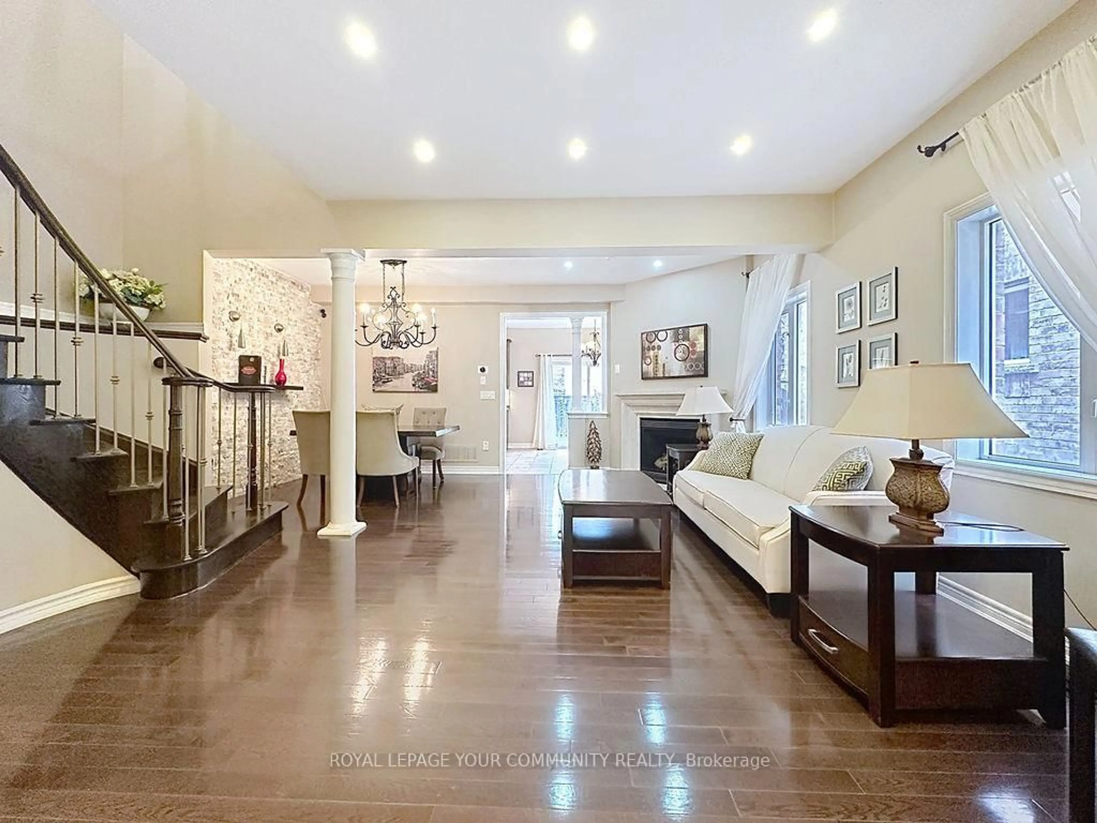 Unknown for 281 Lauderdale Dr, Vaughan Ontario L6A 0N6