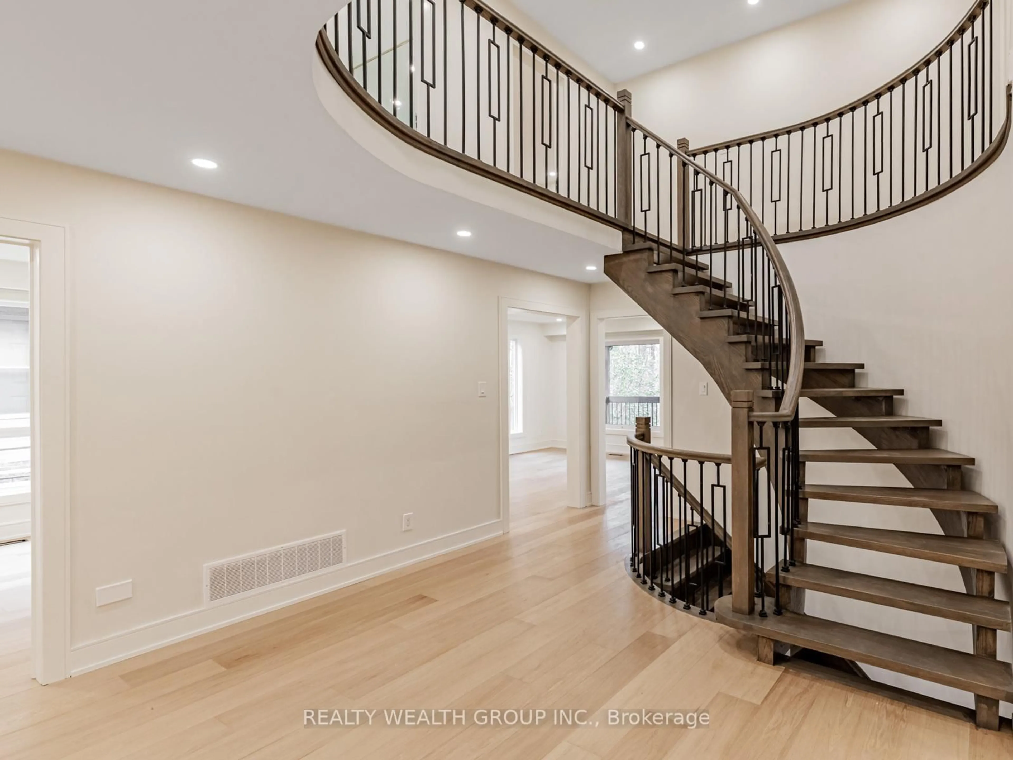 Stairs for 46 Sycamore Dr, Markham Ontario L3T 5V6