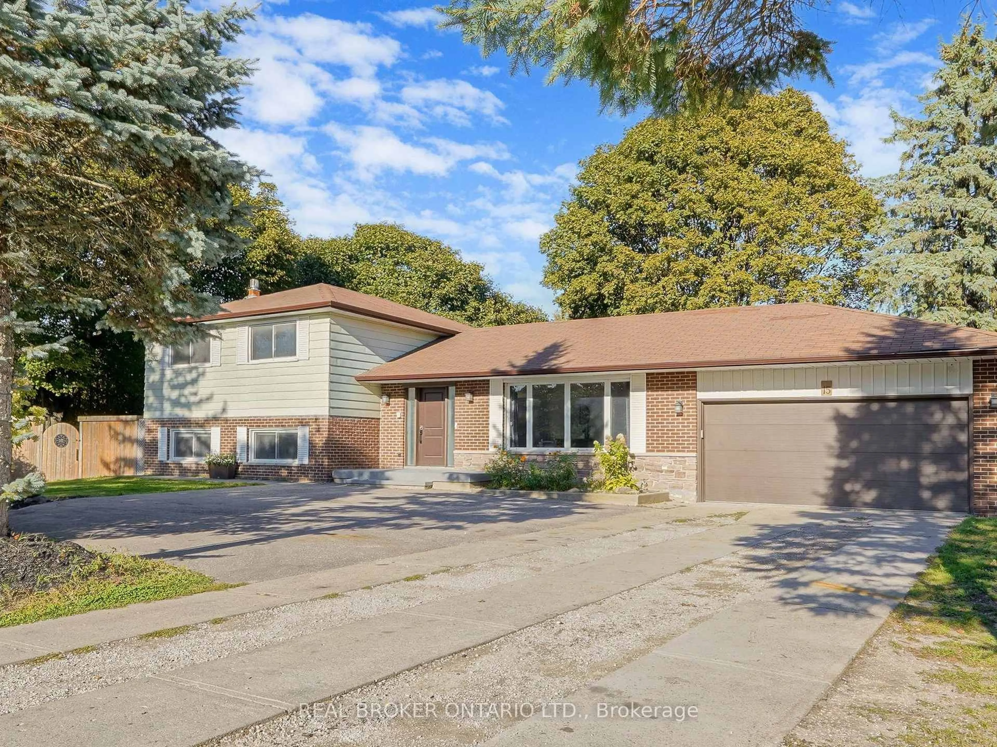 Unknown for 15 Jasmine Cres, Whitchurch-Stouffville Ontario L4A 7X4