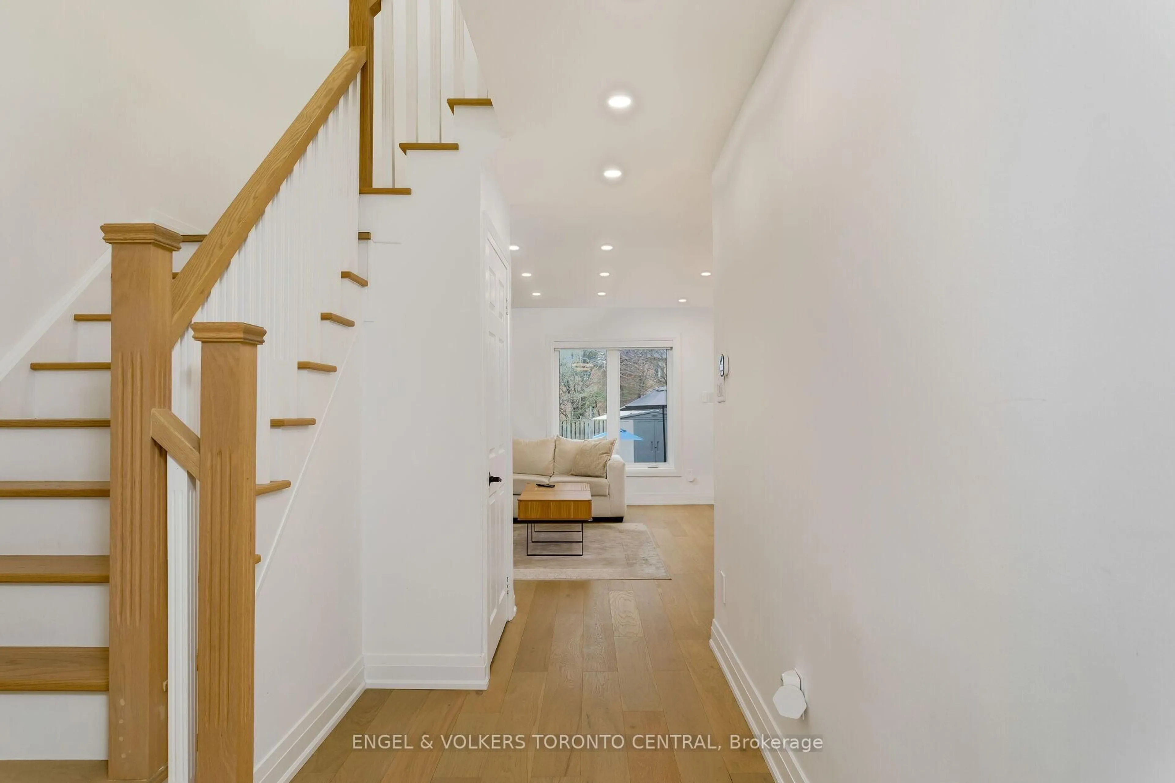 Unknown for 41 Gianmarco Way, Vaughan Ontario L6A 3J3