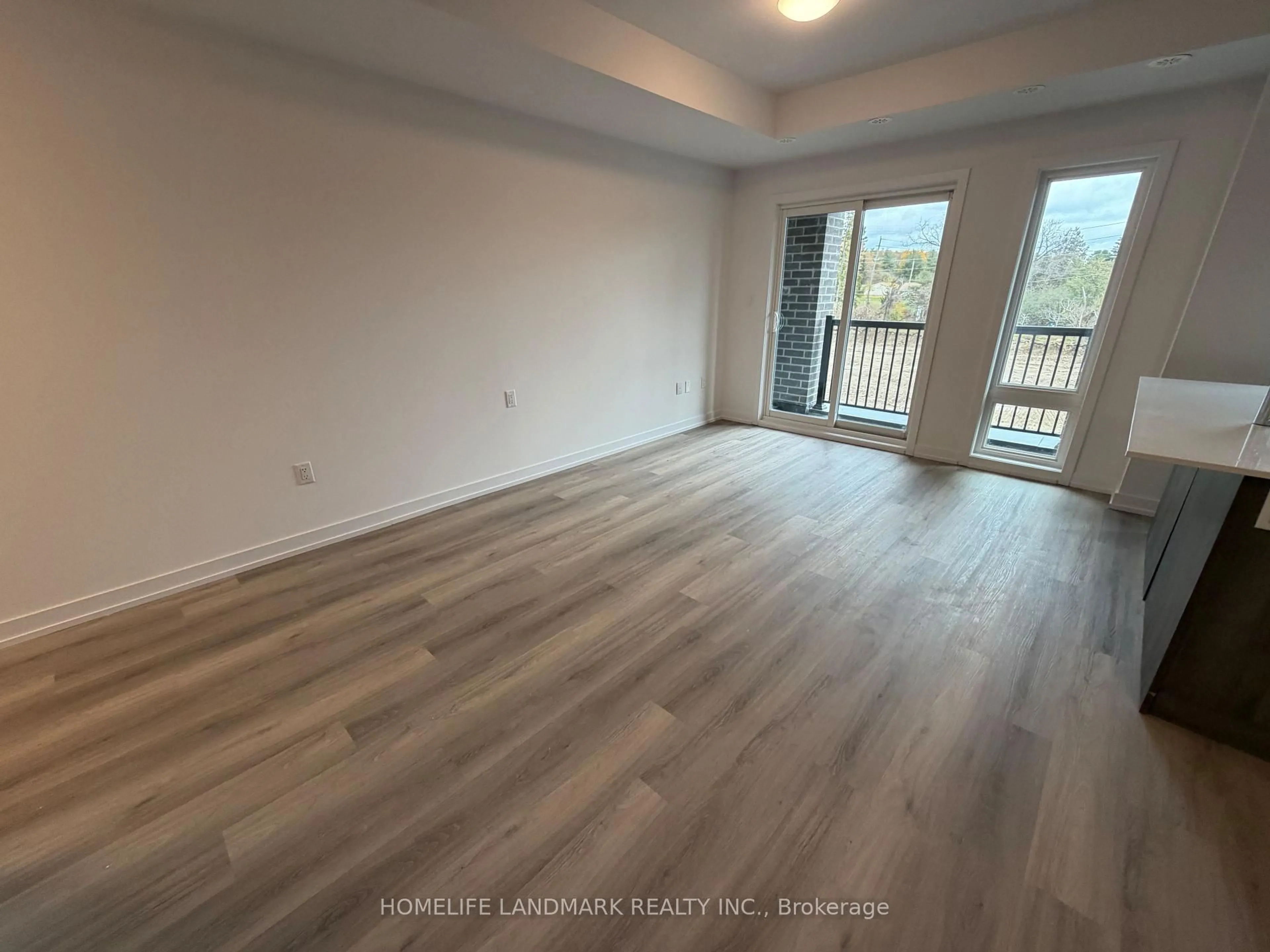 A pic of a room for 3 Bancroft Lane #215, Richmond Hill Ontario L4E 1M1