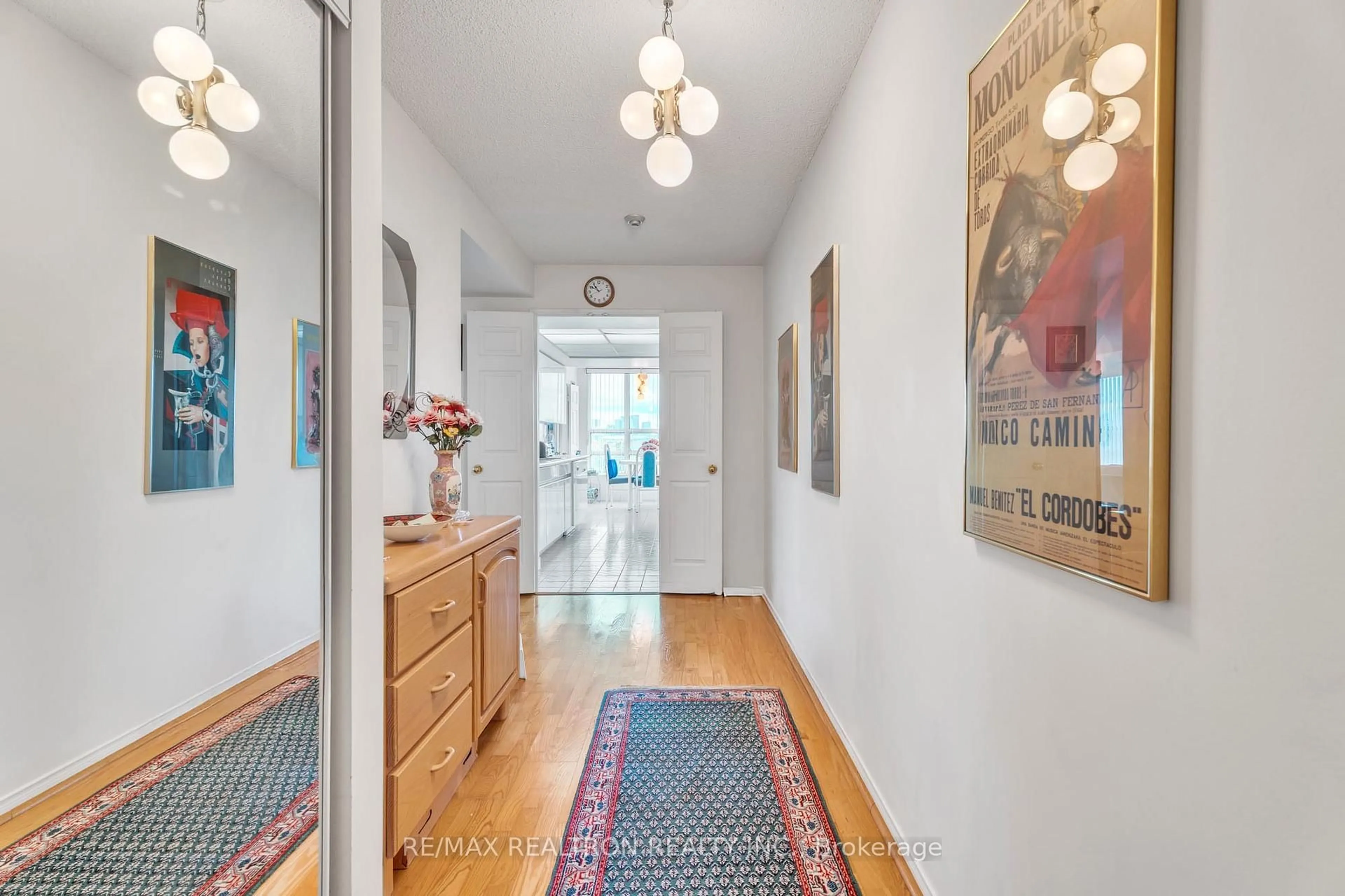 Indoor entryway for 7825 Bayview Ave #411, Markham Ontario L3T 7N2