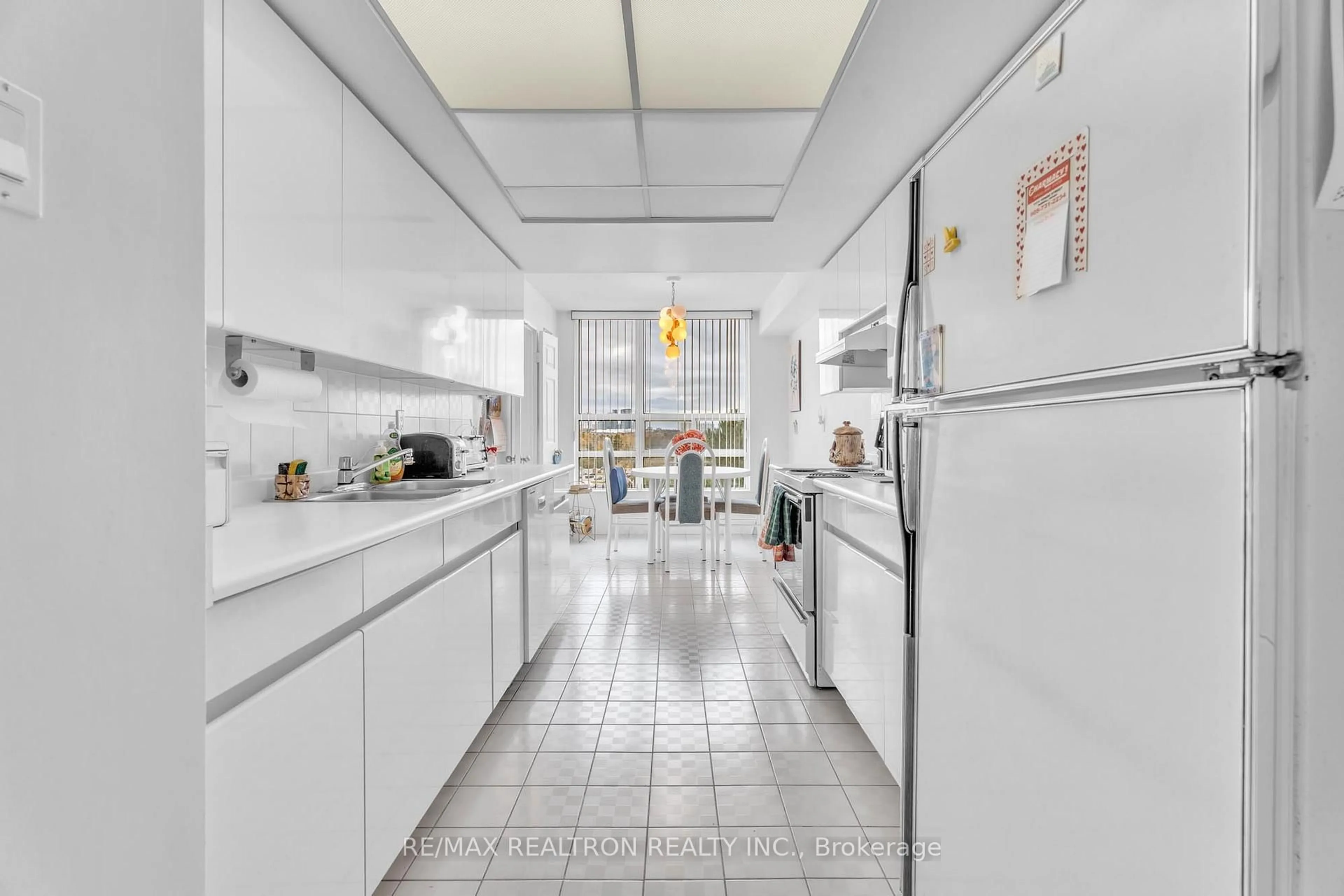 Standard kitchen, ceramic/tile floor for 7825 Bayview Ave #411, Markham Ontario L3T 7N2