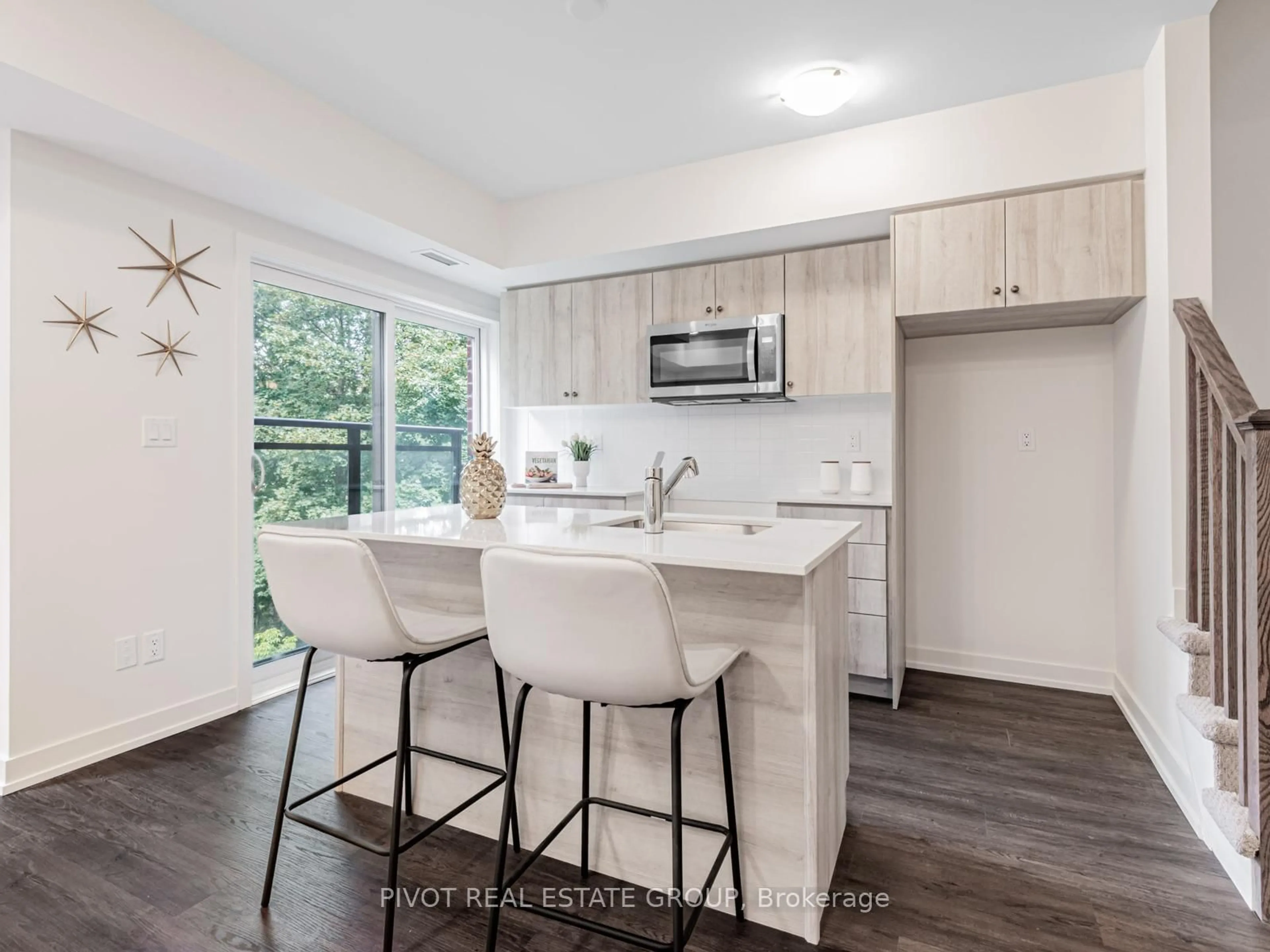 Open concept kitchen, unknown for 60 Elizabeth St #3408, Richmond Hill Ontario L4C 5W2