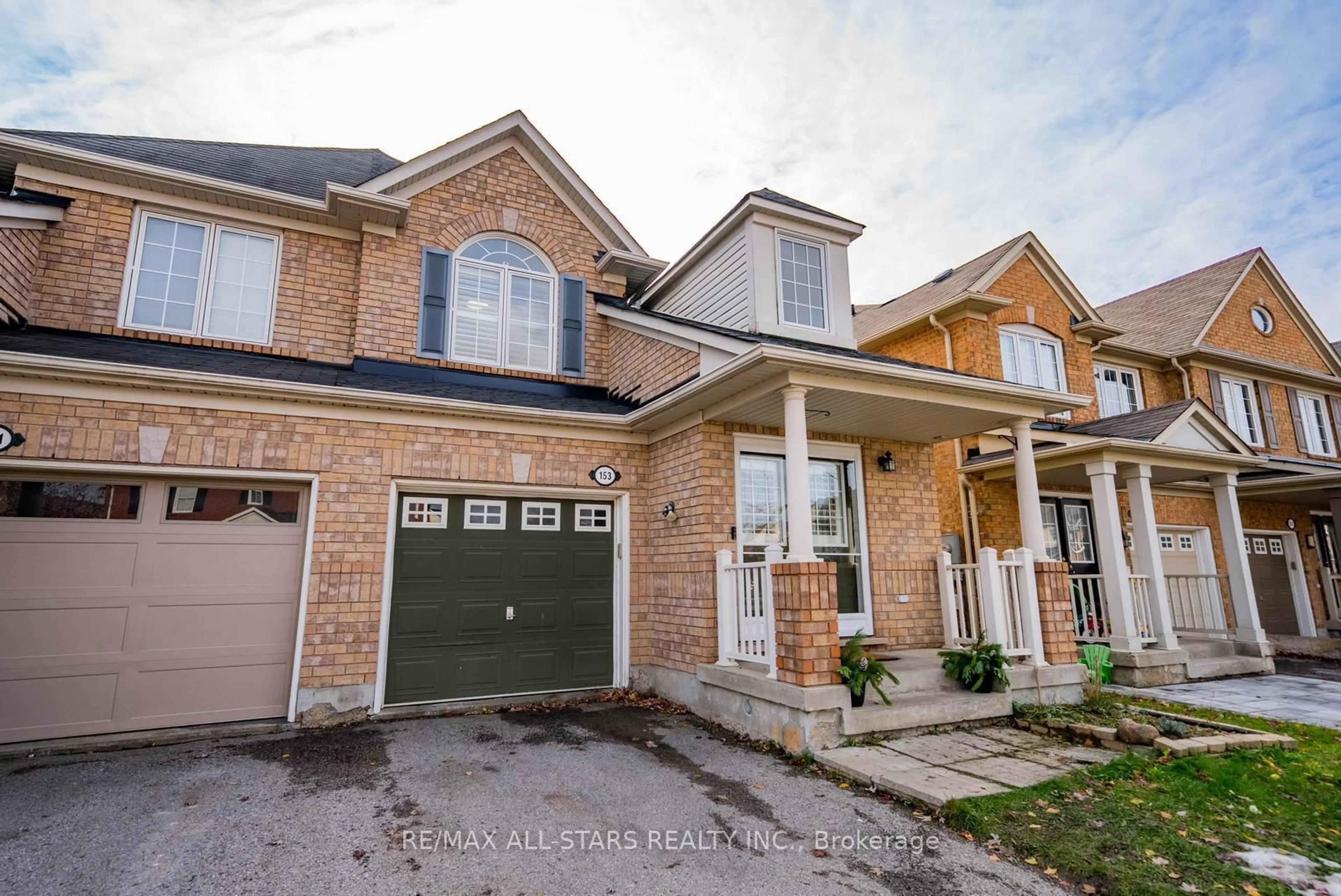 Home with brick exterior material, street for 153 Dougherty Cres, Whitchurch-Stouffville Ontario L4A 0A7