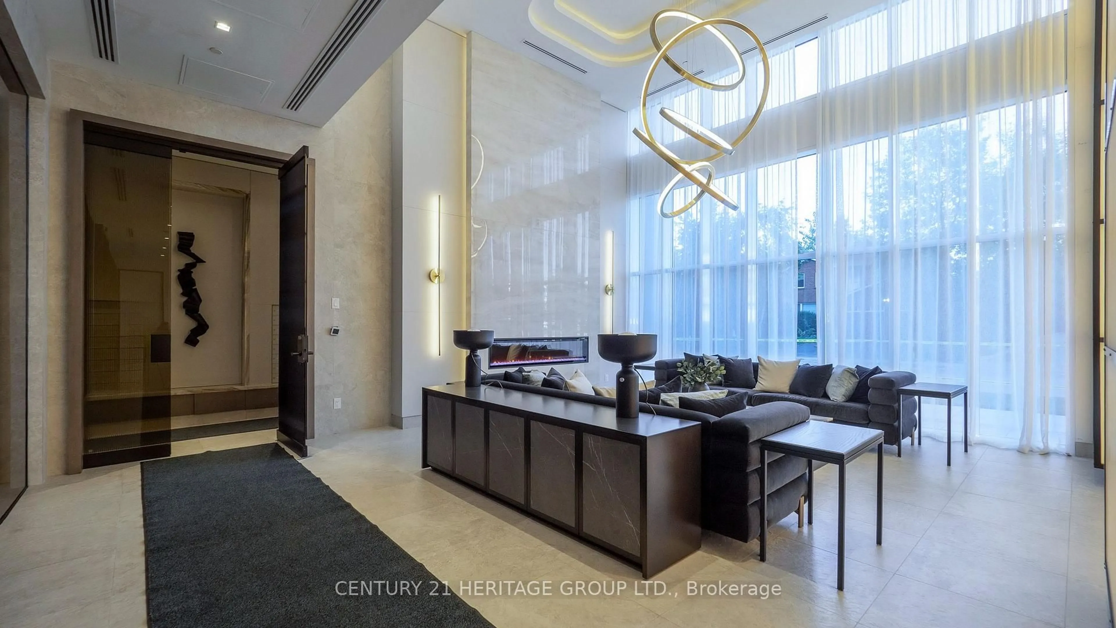 Indoor foyer for 8888 Yonge St #710, Richmond Hill Ontario L4C 6Z1