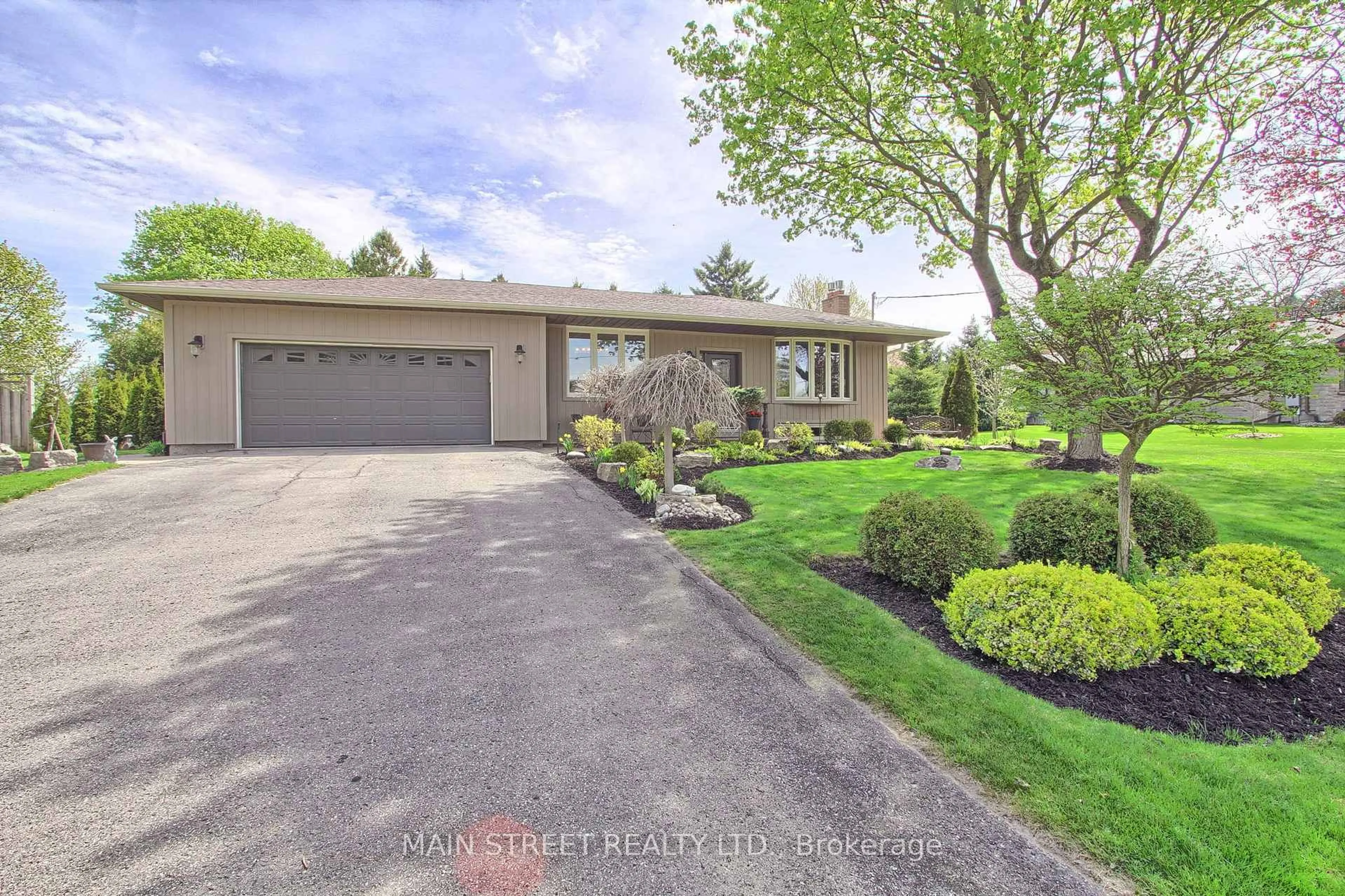 Unknown for 3839 Front St, Uxbridge Ontario L0C 1A0