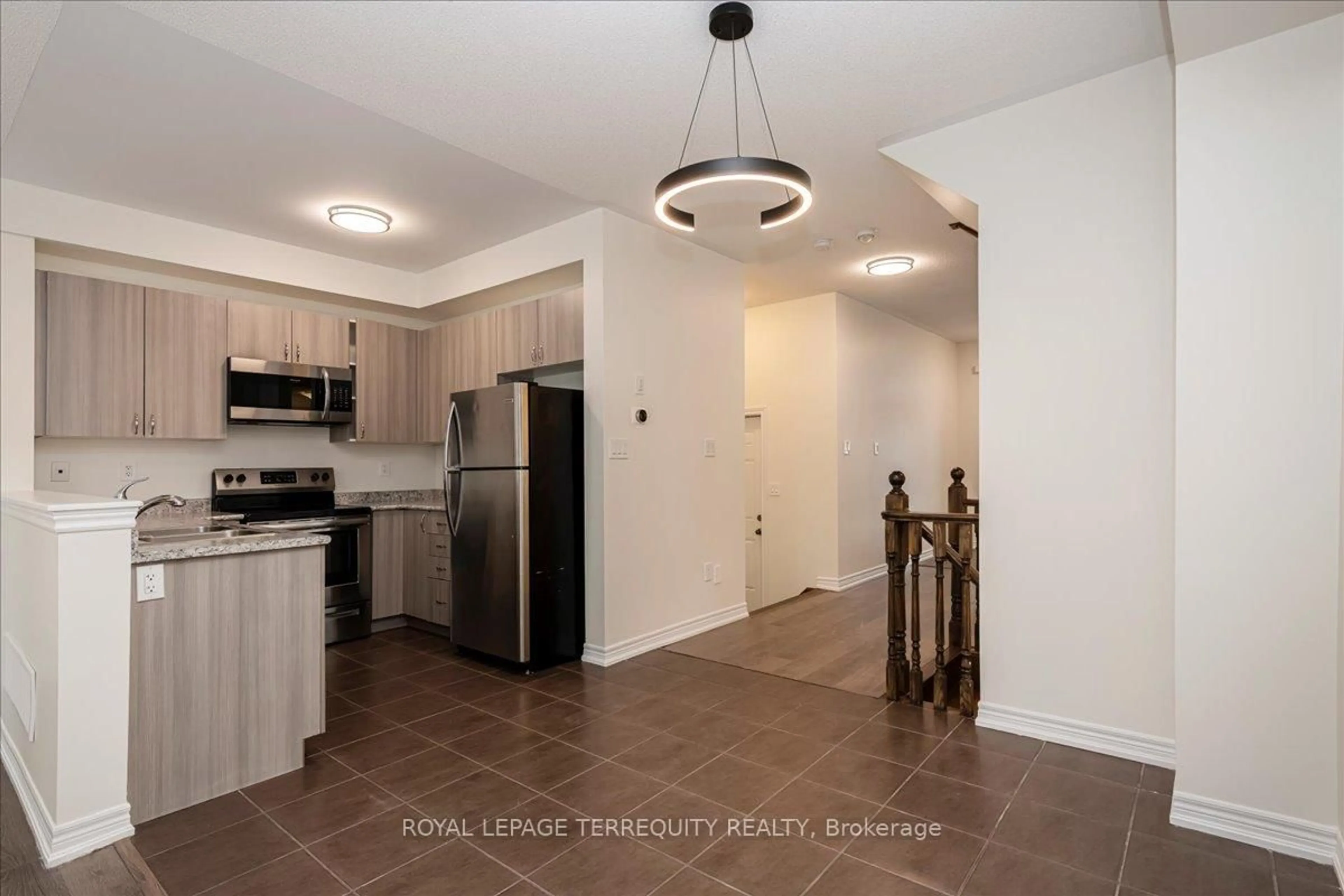 Standard kitchen, unknown for 60 Greenwood Dr, Essa Ontario L0M 1B5