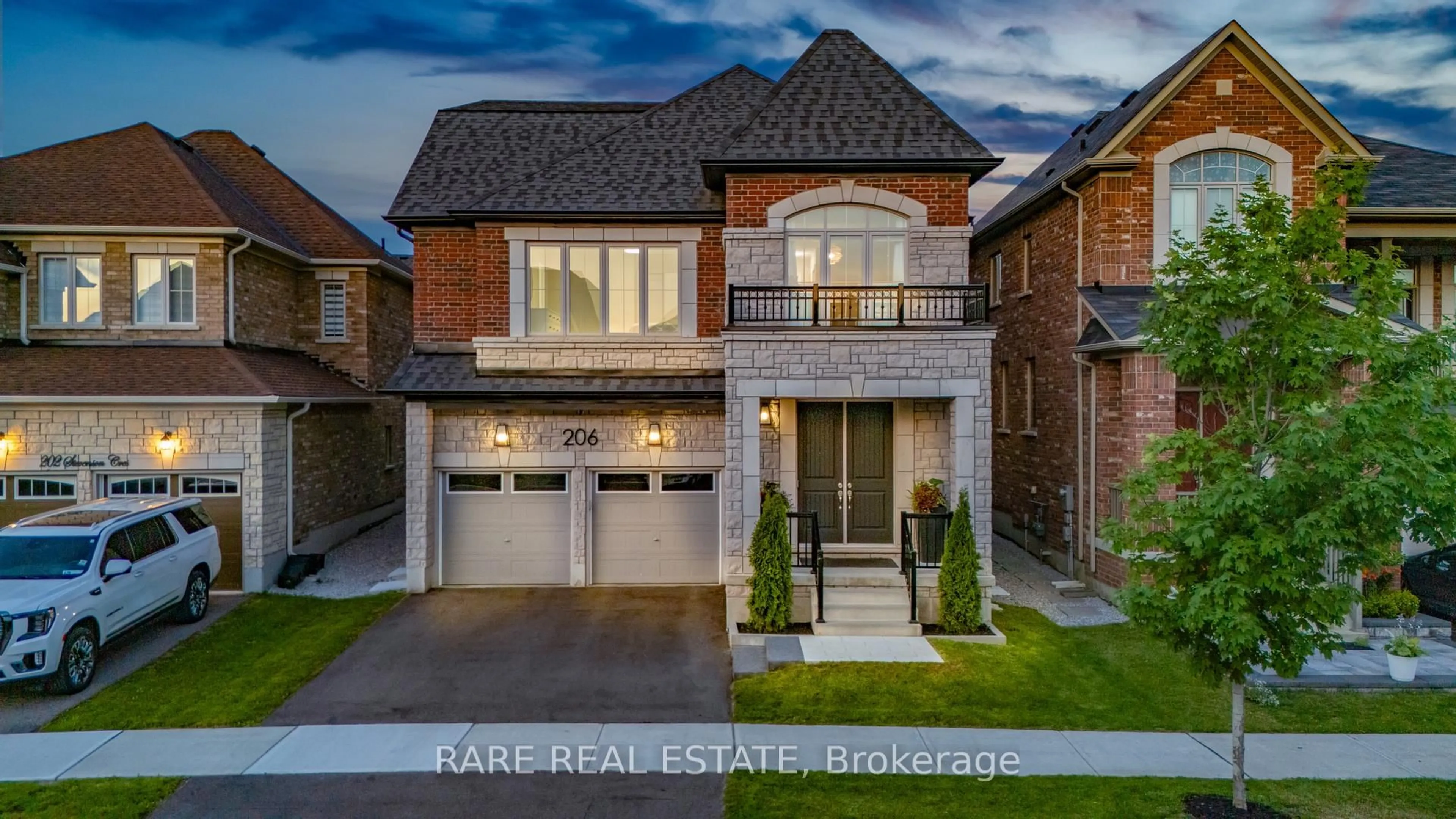 Home with brick exterior material, street for 206 Stevenson Cres, Bradford West Gwillimbury Ontario L3Z 0T1