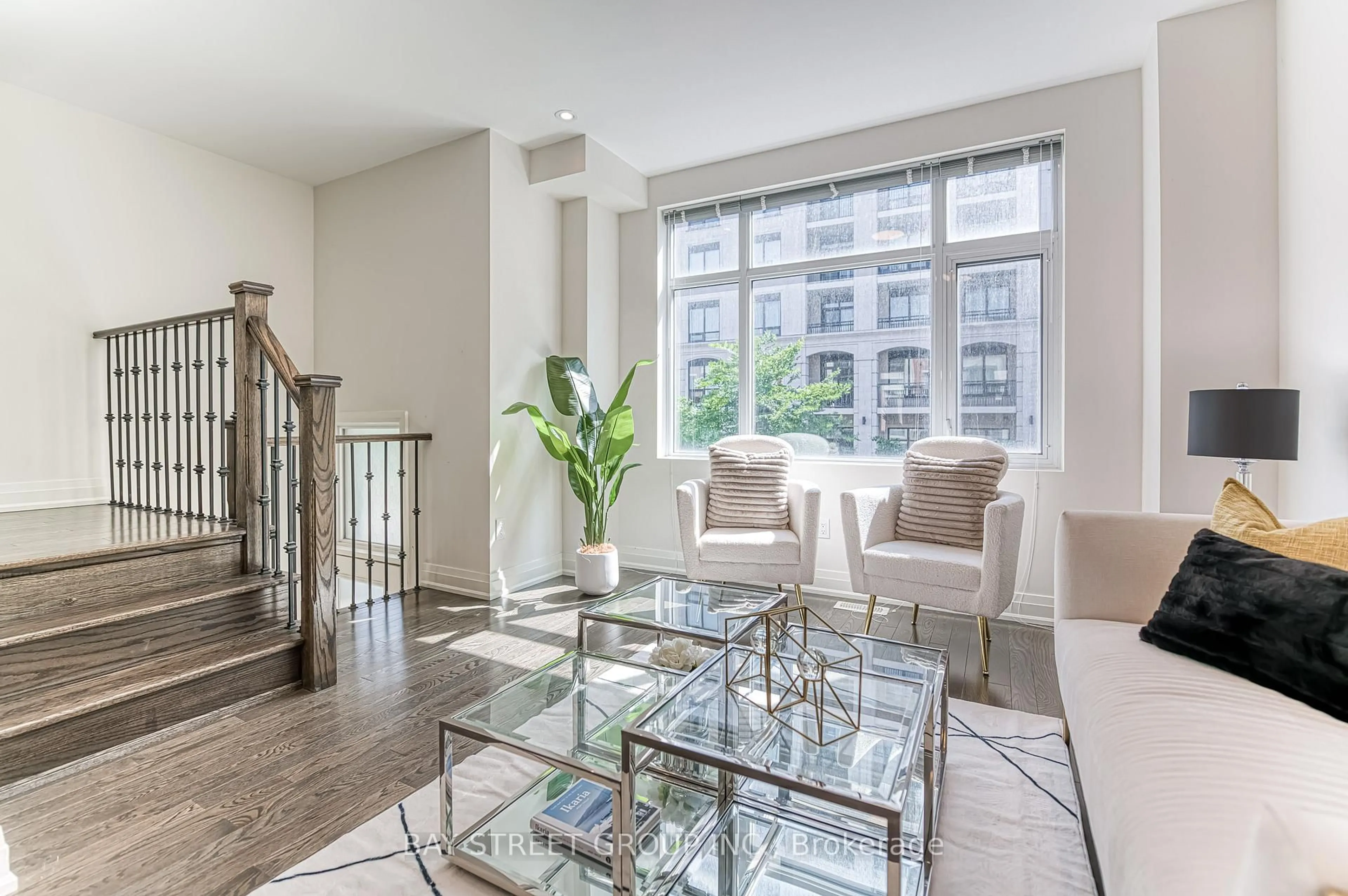 Unknown for 28 William Saville St, Markham Ontario L3R 9S3