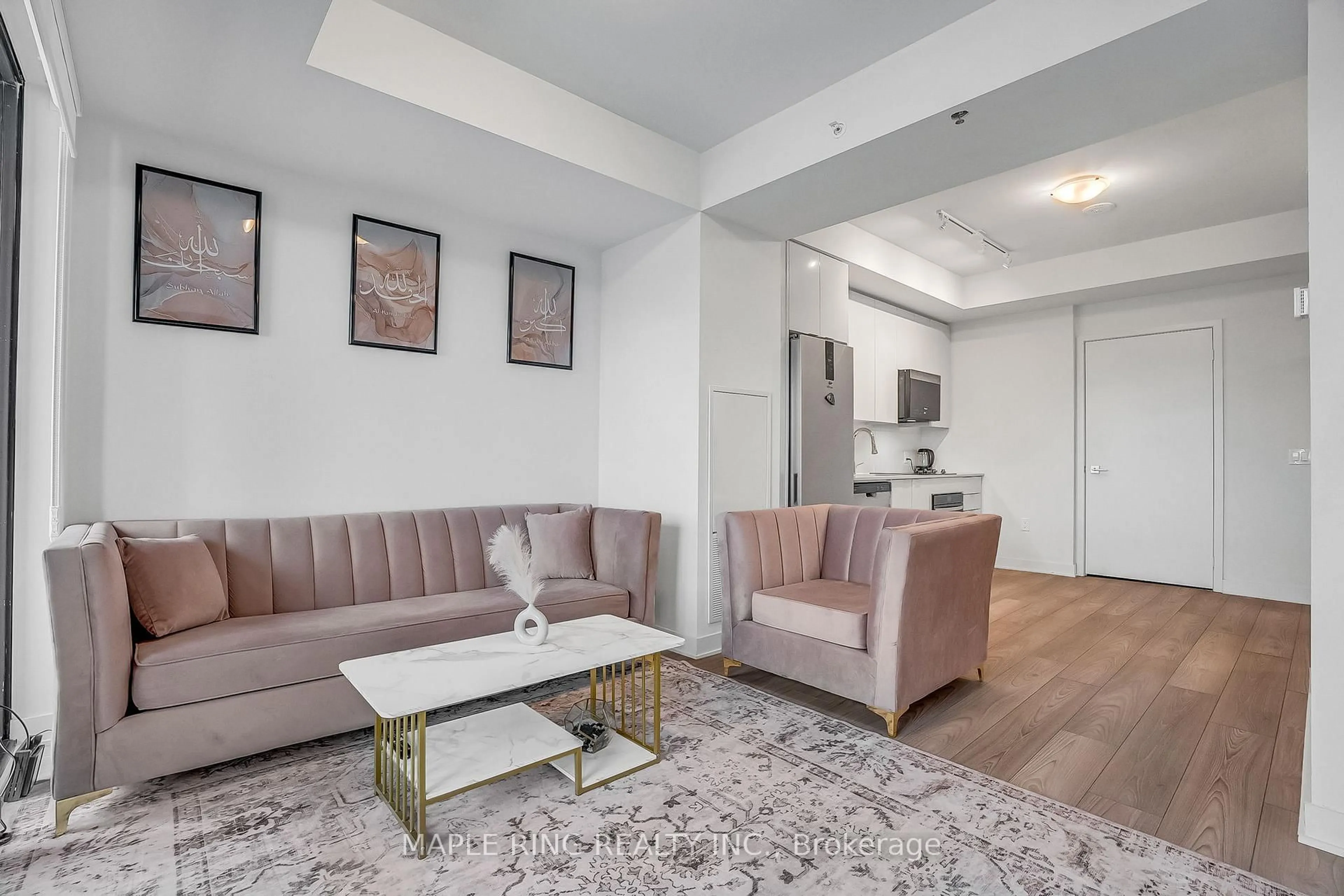 Living room with furniture, unknown for 2920 Highway 7 Rd #5003, Vaughan Ontario L4K 0P4