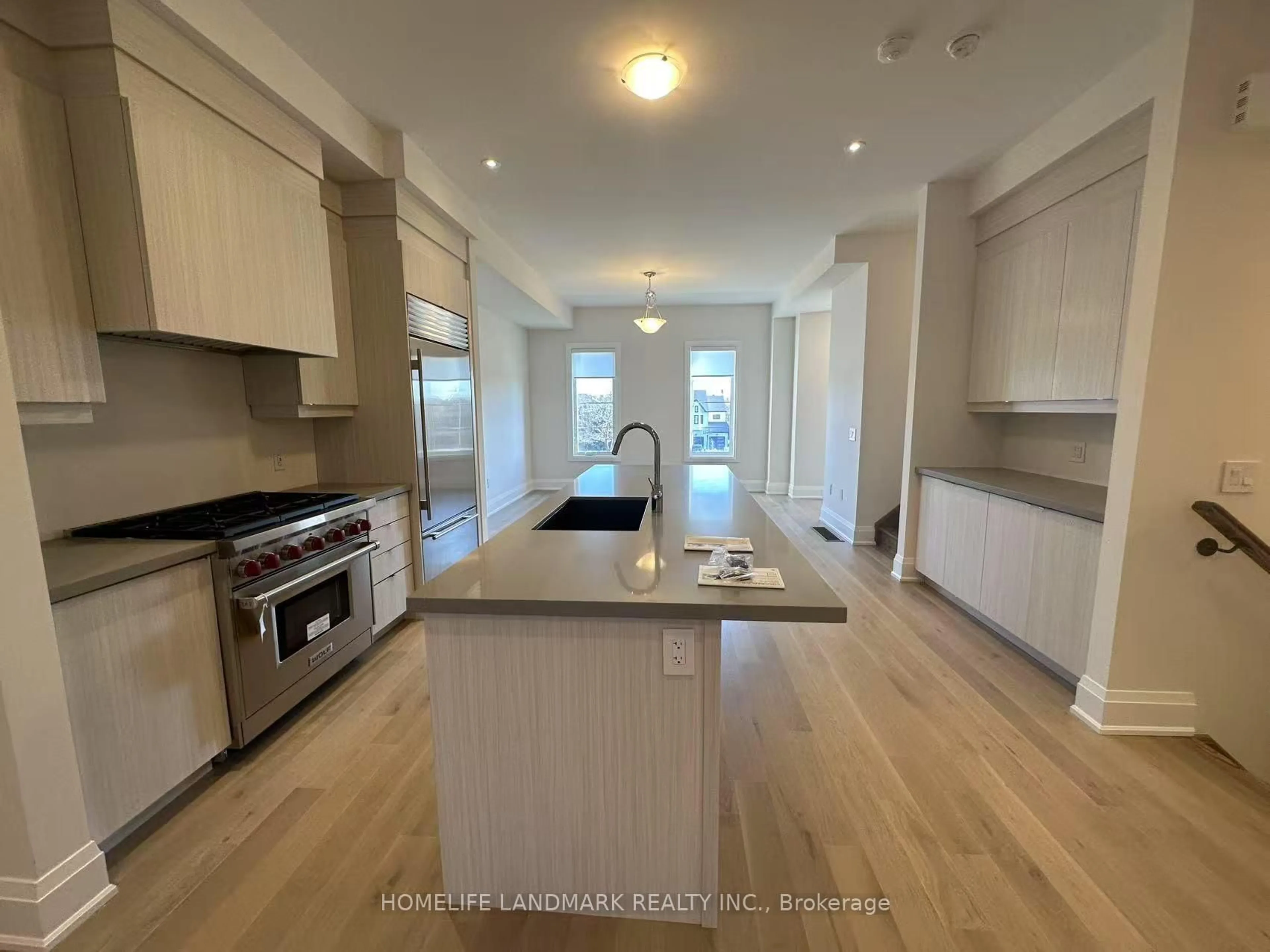 Open concept kitchen, unknown for 9420 BAYVIEW Ave, Richmond Hill Ontario L4C 4L8