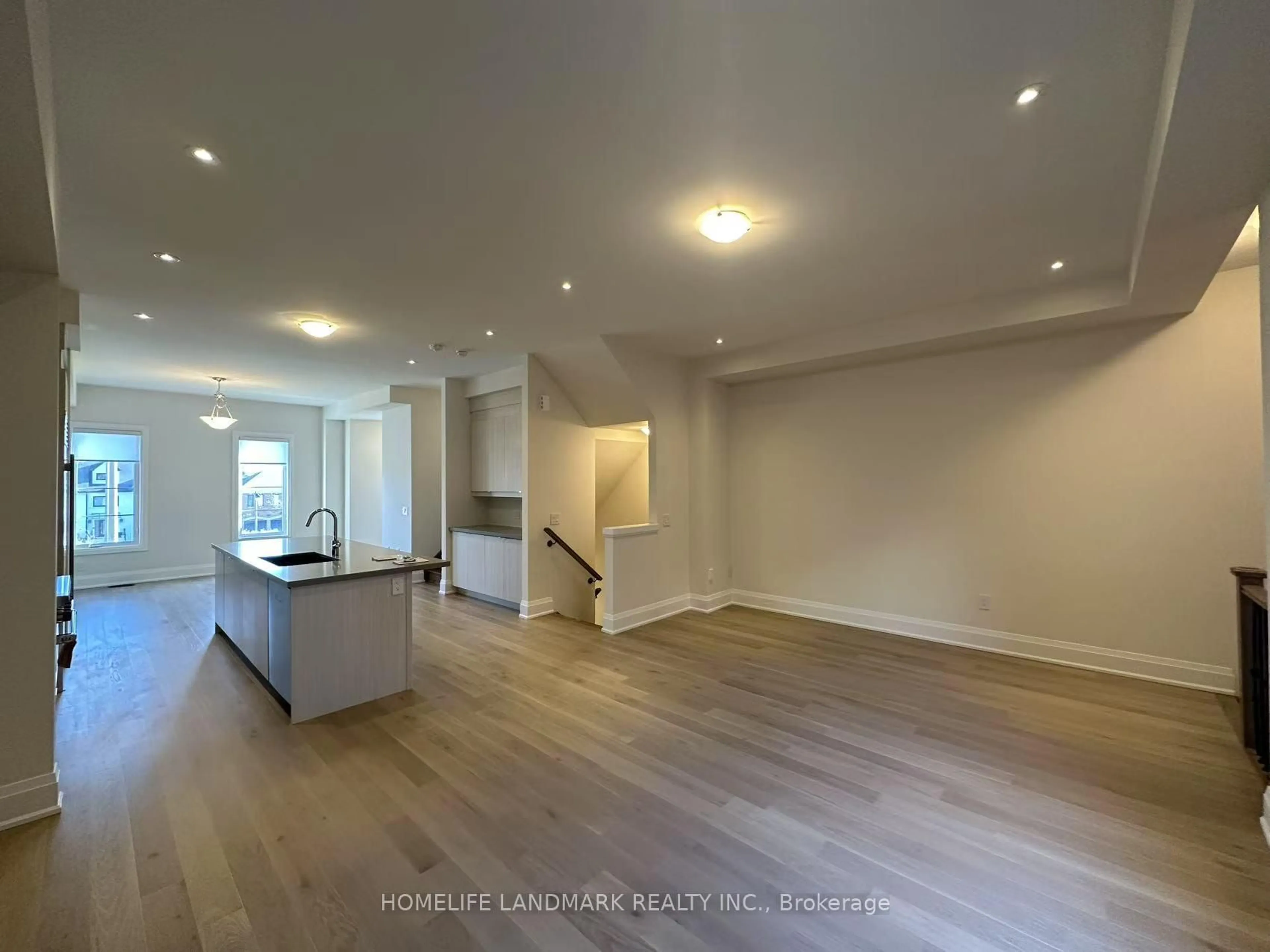 A pic of a room for 9420 BAYVIEW Ave, Richmond Hill Ontario L4C 4L8