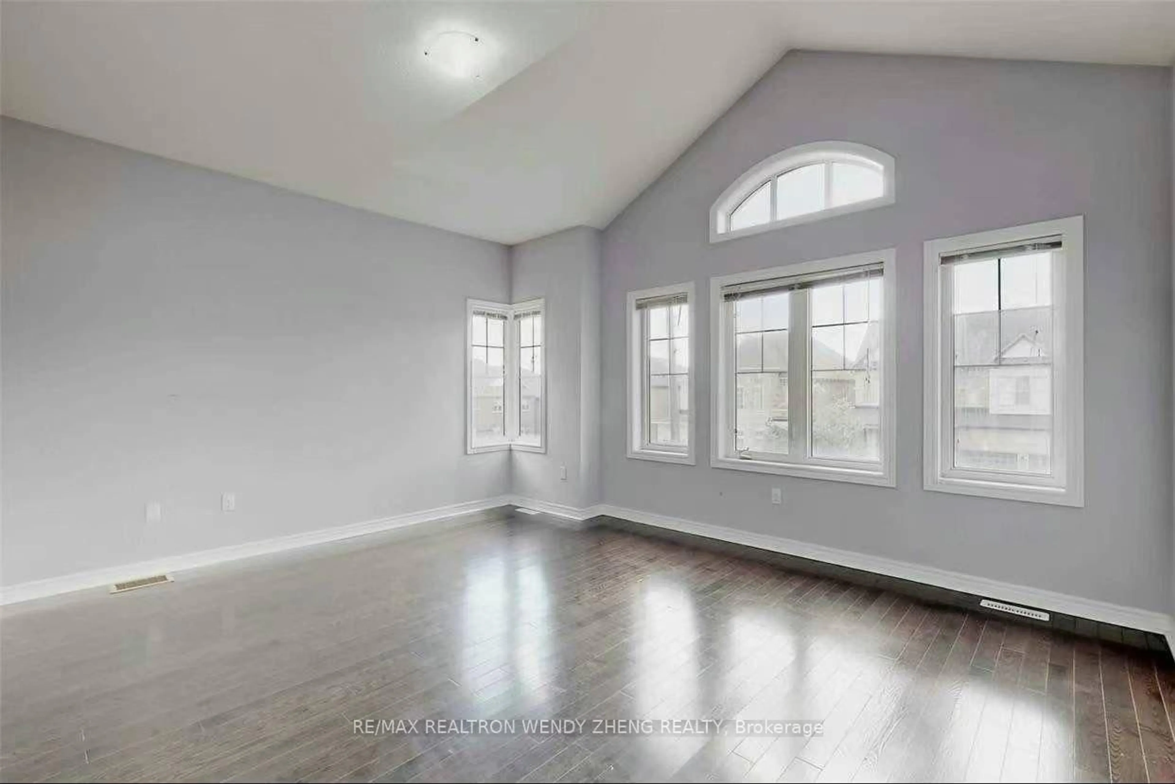 A pic of a room for 91 William Bartlett Dr, Markham Ontario L6C 0P9