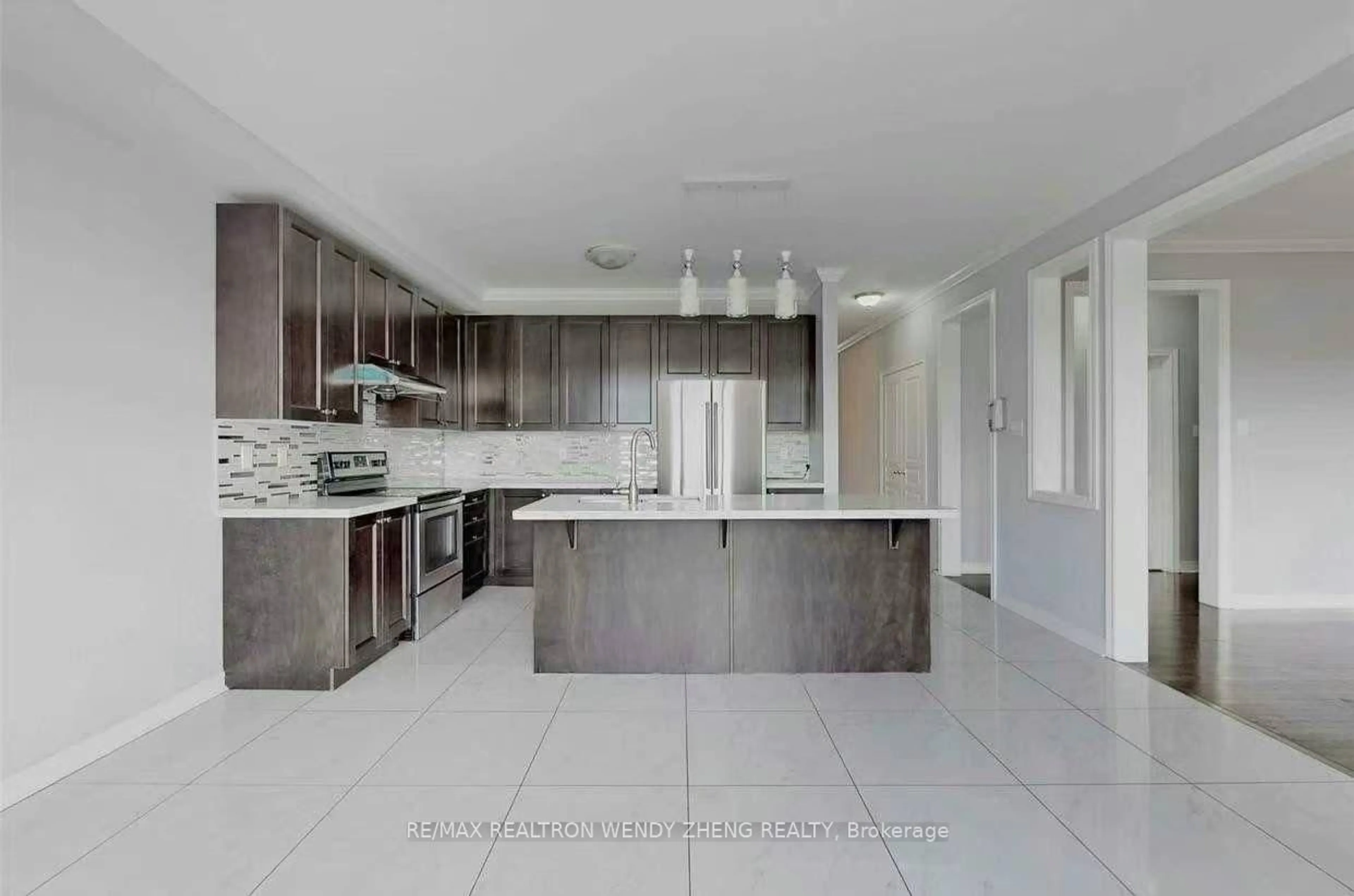 Open concept kitchen, ceramic/tile floor for 91 William Bartlett Dr, Markham Ontario L6C 0P9