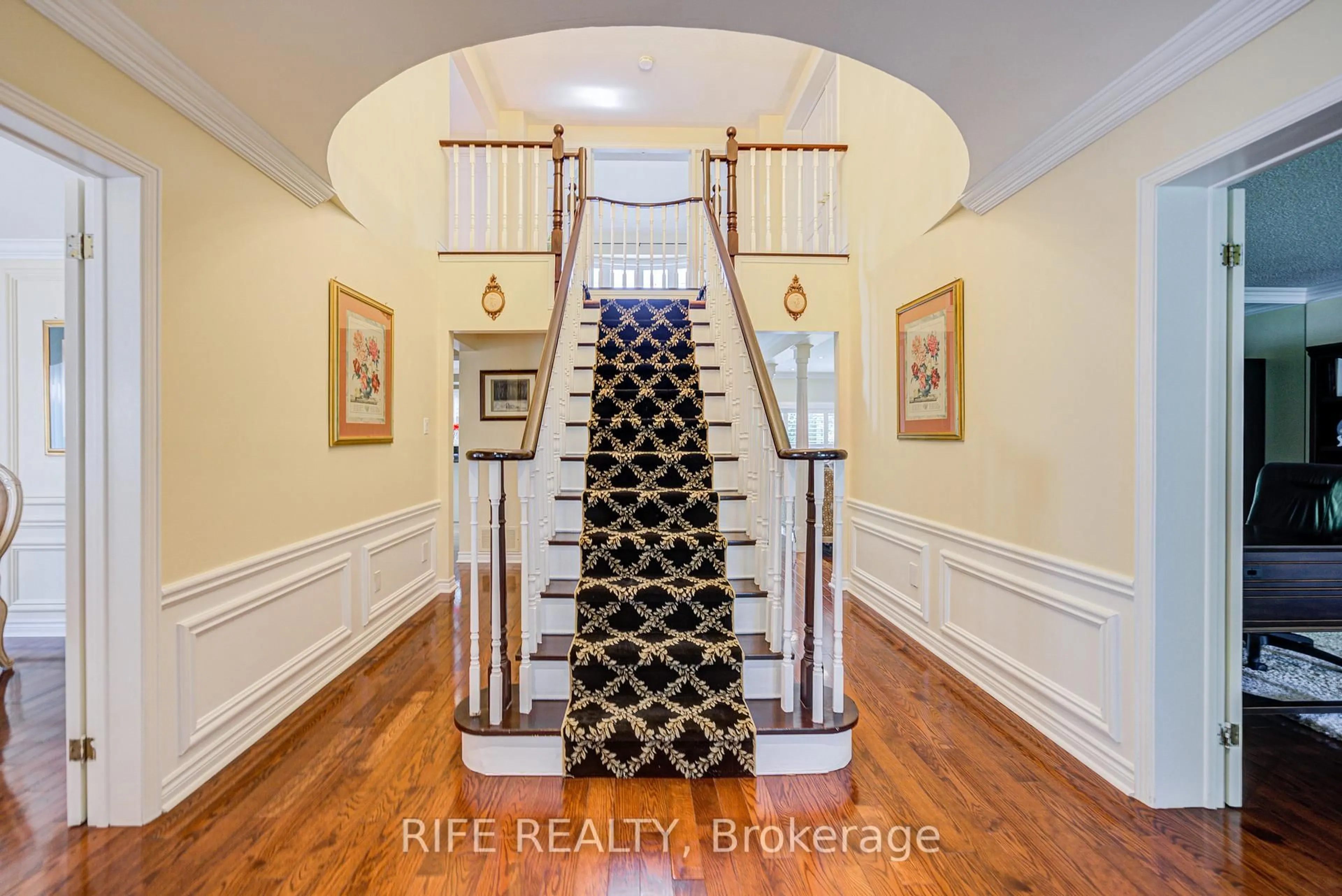 Unknown for 22 Chambery Cres, Markham Ontario L3R 6L5