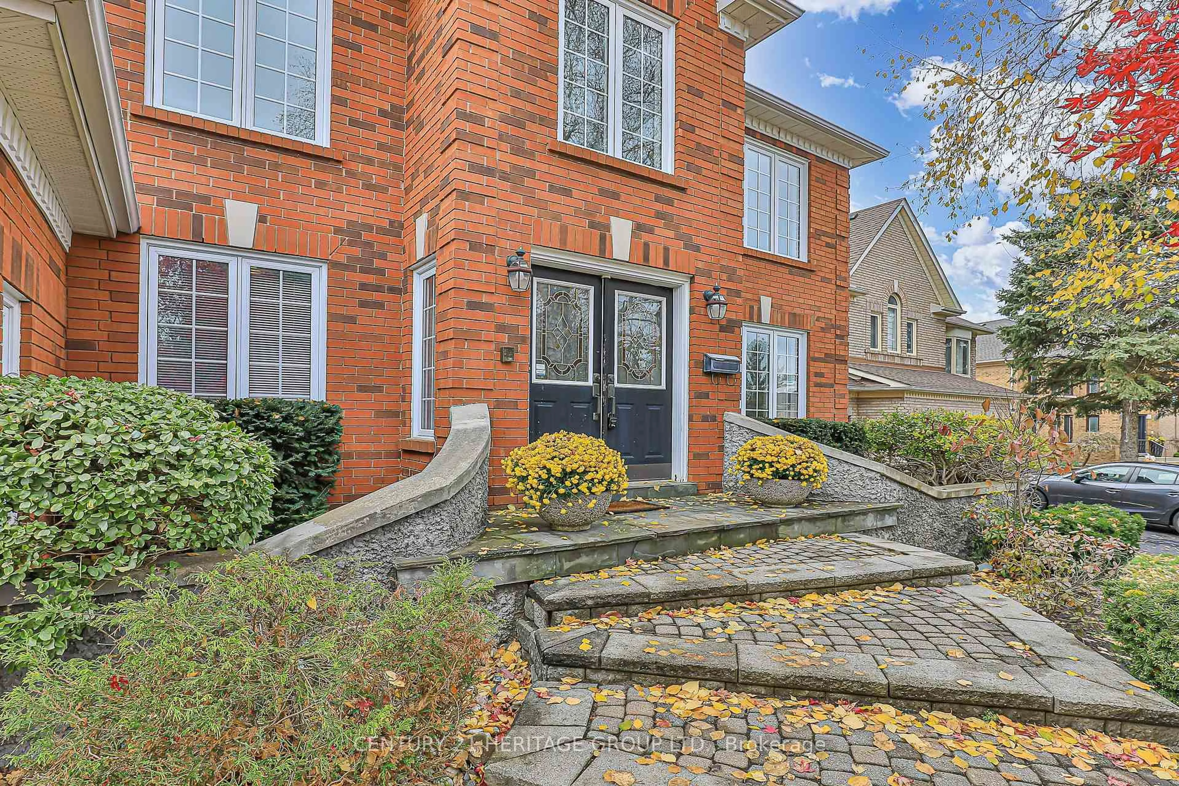 Unknown for 668 Chaleur Pl, Newmarket Ontario L3X 1L6