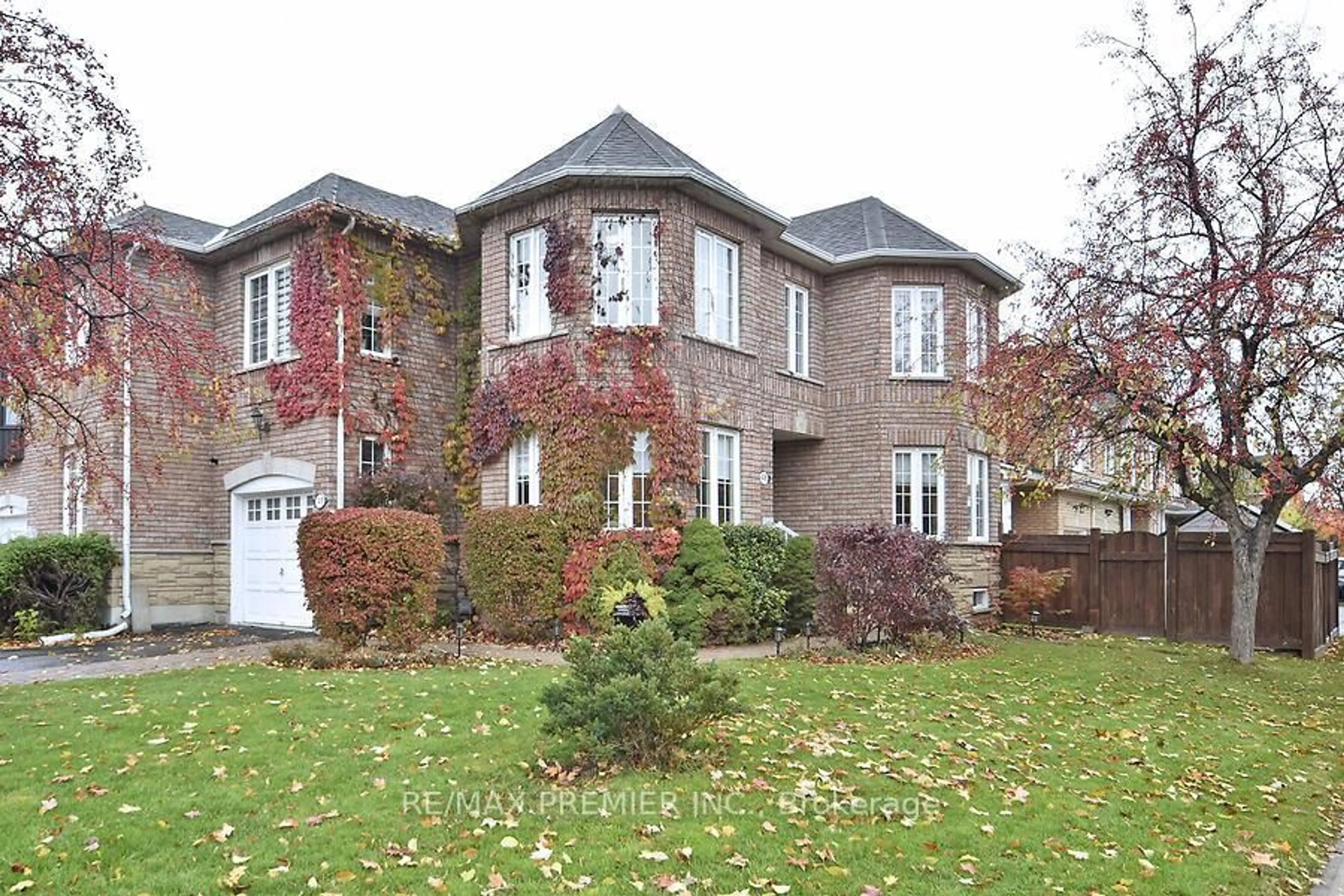 Home with brick exterior material, building for 48 Pottery Pl, Vaughan Ontario L4L 9H6