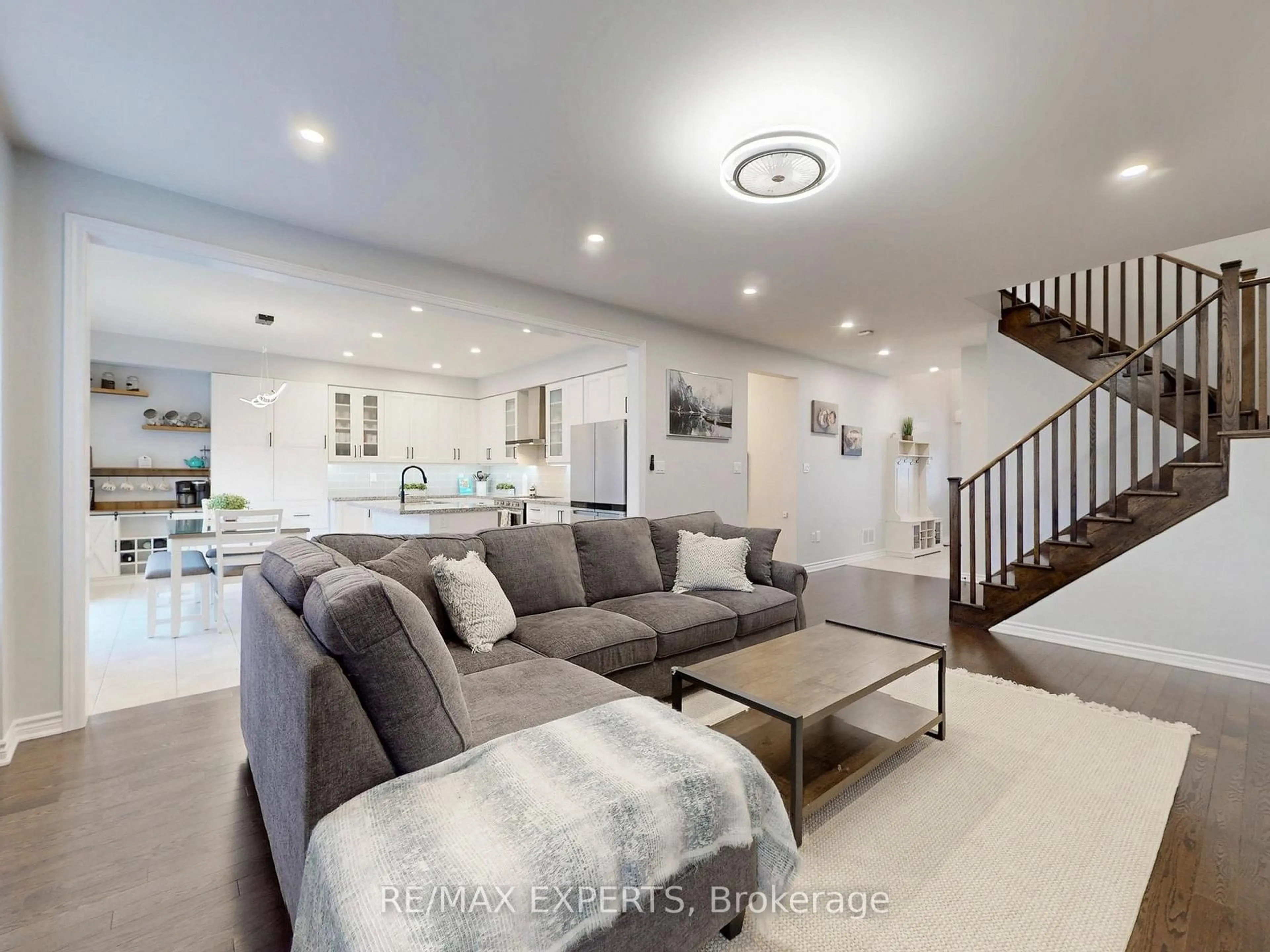 Living room with furniture, unknown for 1002 Cole St, Innisfil Ontario L9S 0J9