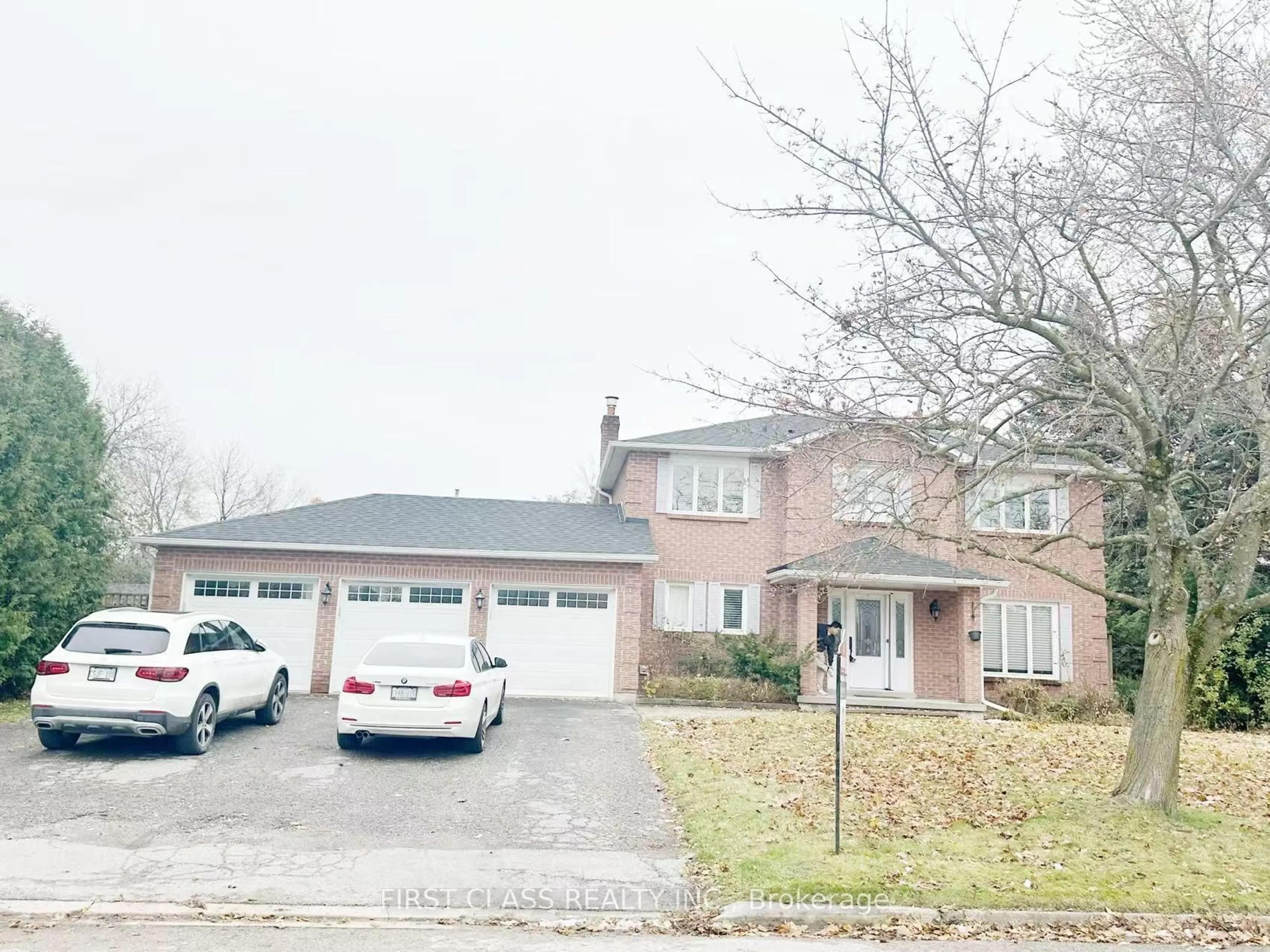 Unknown for 3 Veronica Cres, East Gwillimbury Ontario L0G 1V0