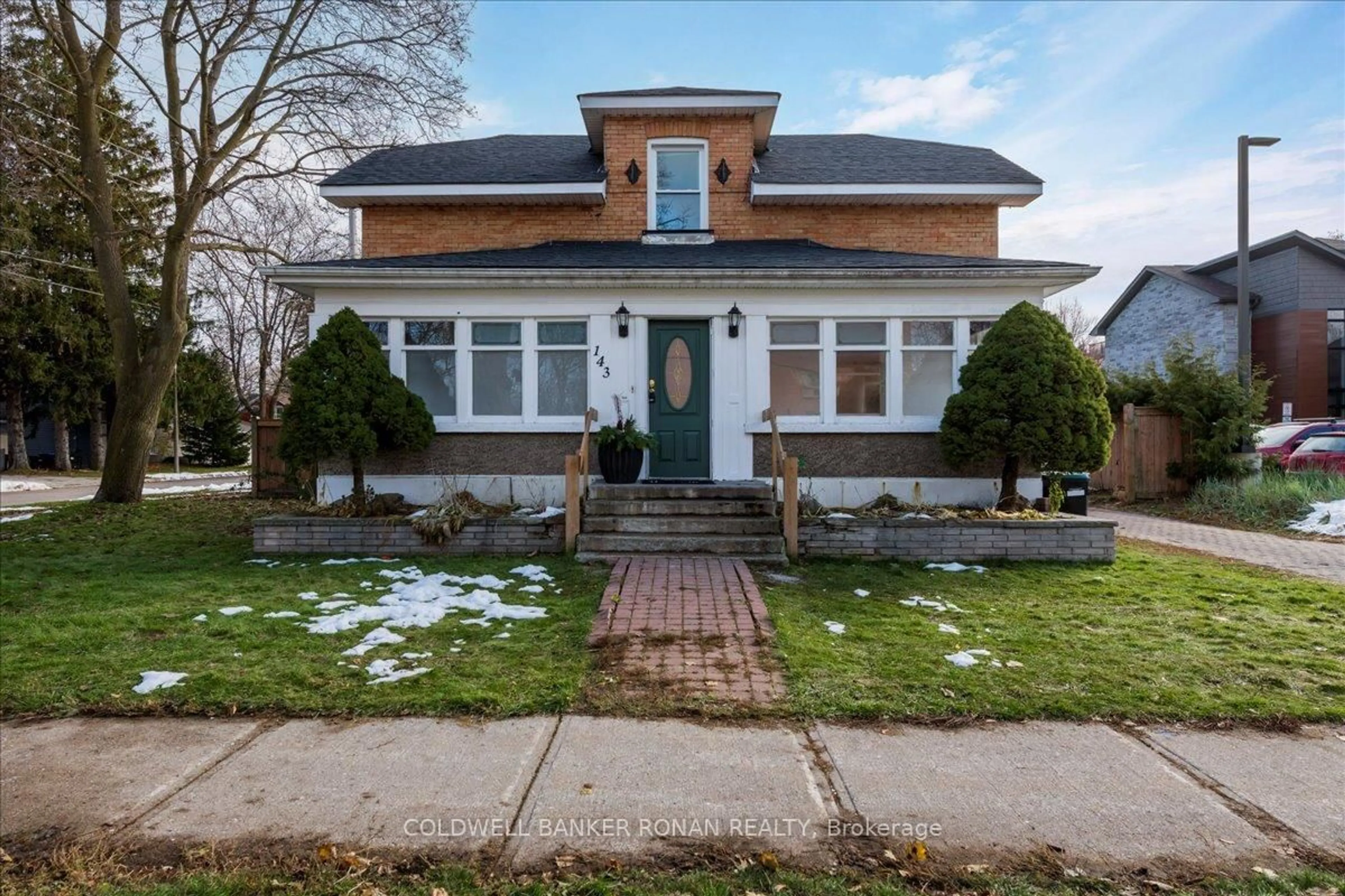 Home with brick exterior material, street for 143 Wellington St, New Tecumseth Ontario L9R 1G5