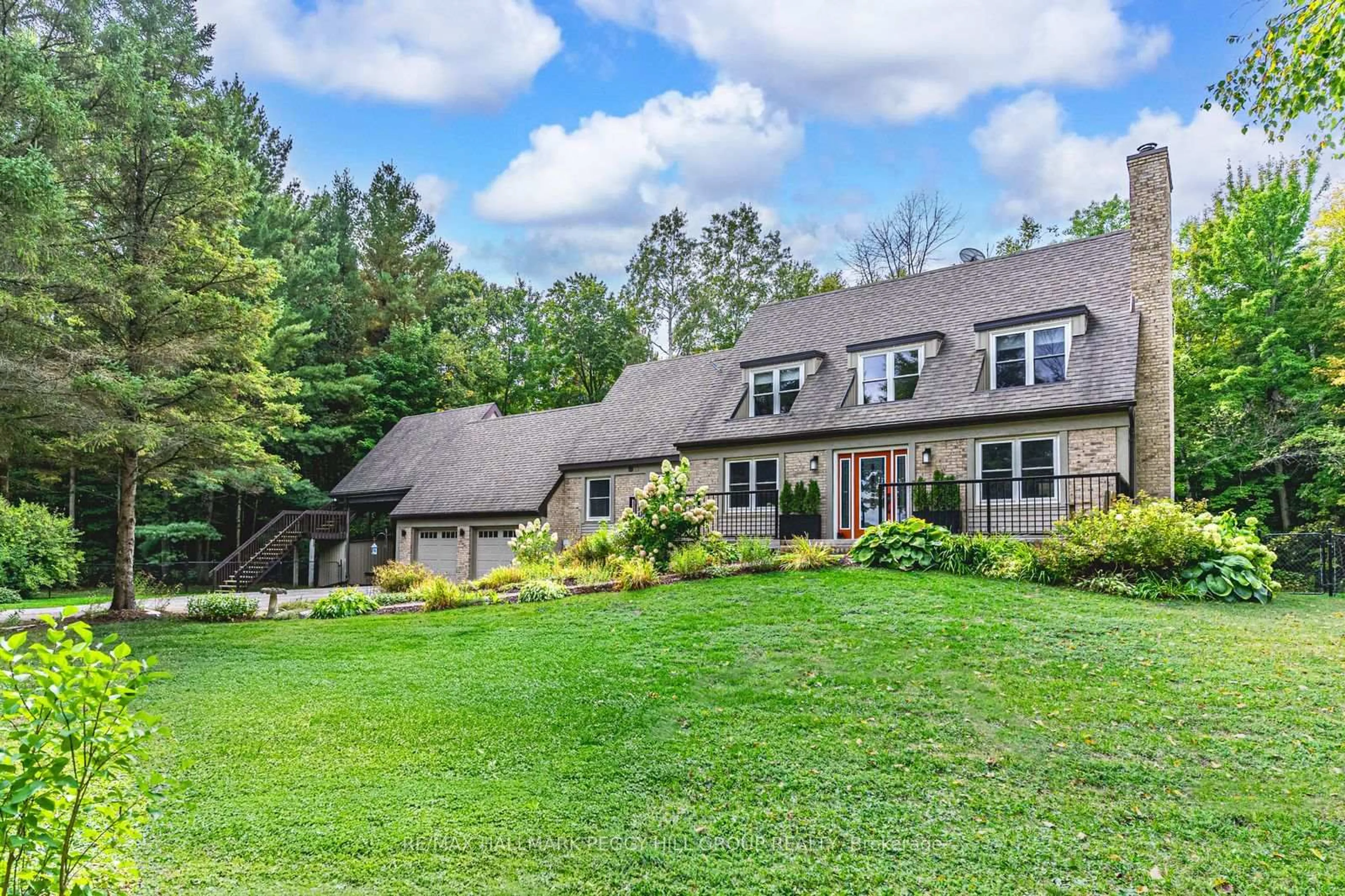 A pic from outside/outdoor area/front of a property/back of a property/a pic from drone, mountain view for 7816 6th Line, Essa Ontario L0M 1T0