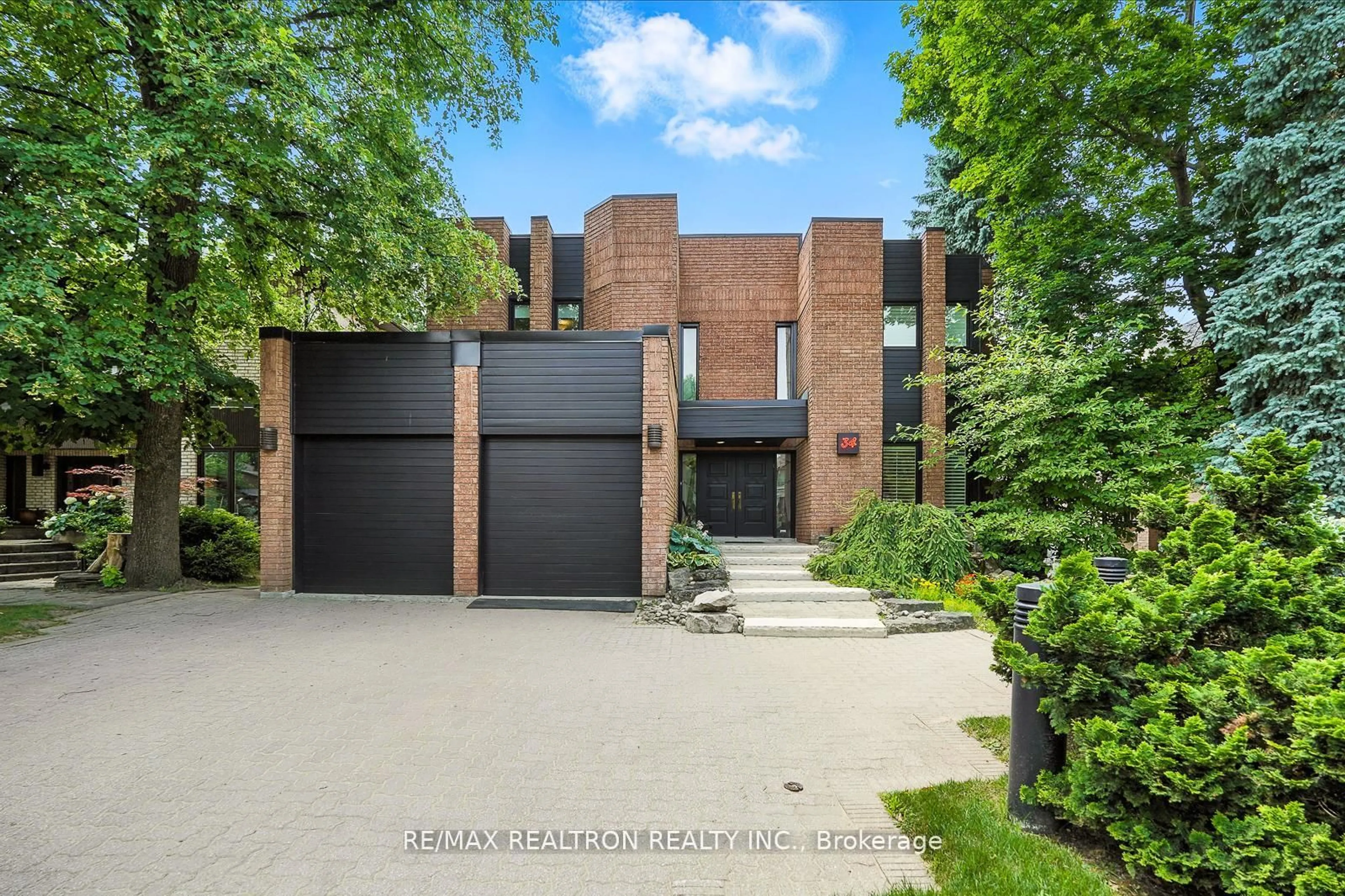 Home with brick exterior material, street for 34 Prince Edward Blvd, Markham Ontario L3T 7G2