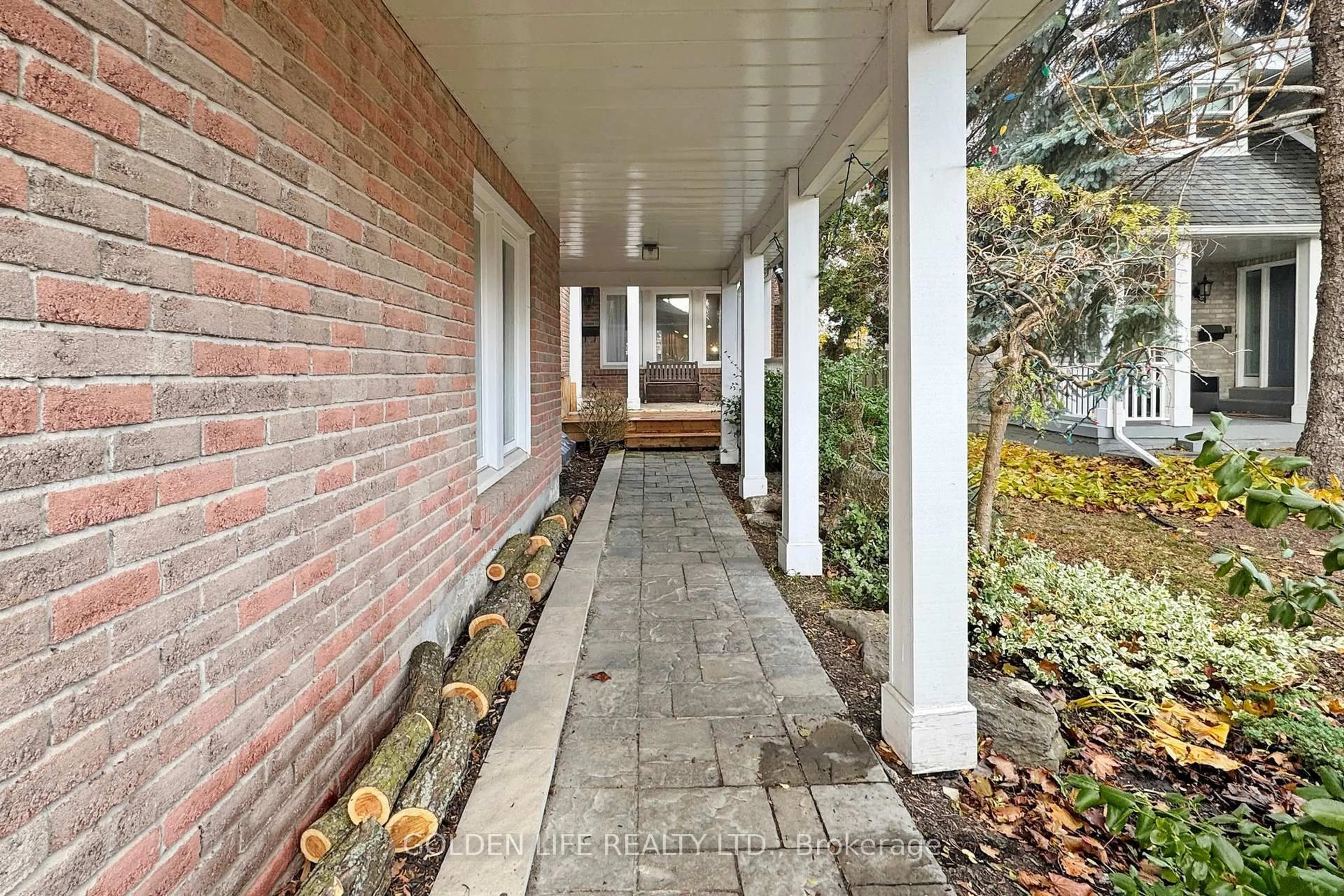 Patio, street for 62 Longwater Chse, Markham Ontario L3R 4A8