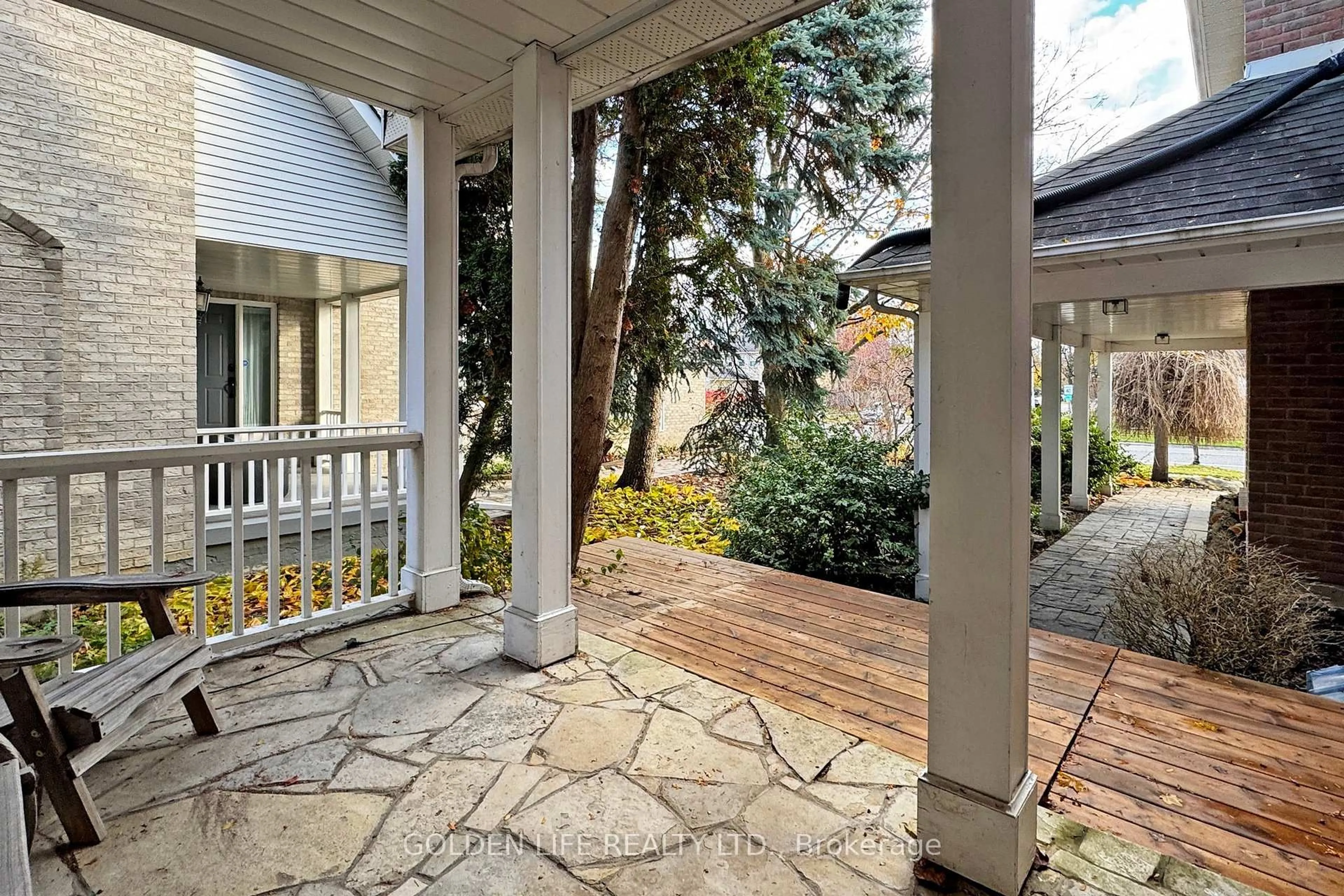 Patio, street for 62 Longwater Chse, Markham Ontario L3R 4A8