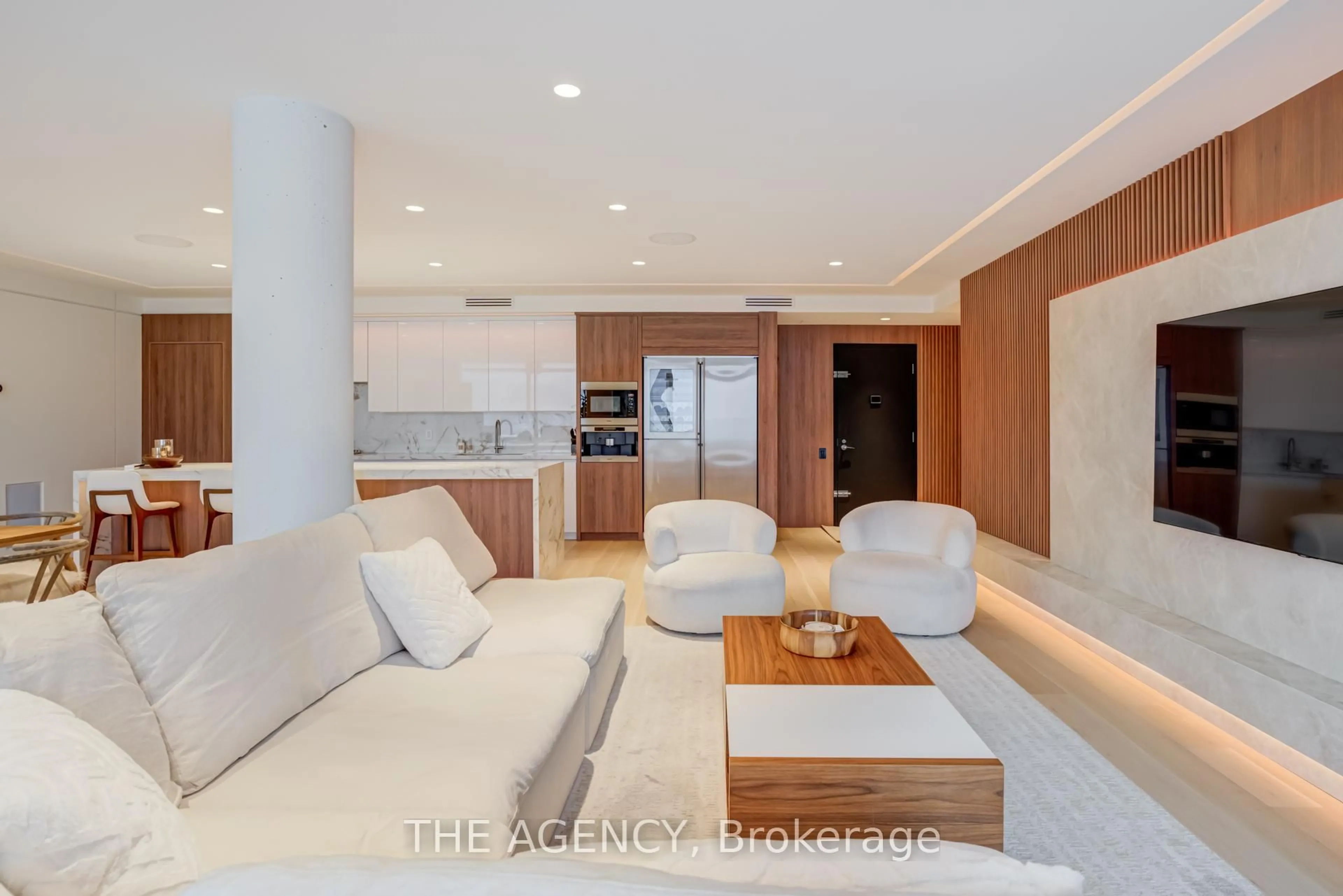 Living room with furniture, unknown for 33 Ascalon Dr, Vaughan Ontario L6A 0M5