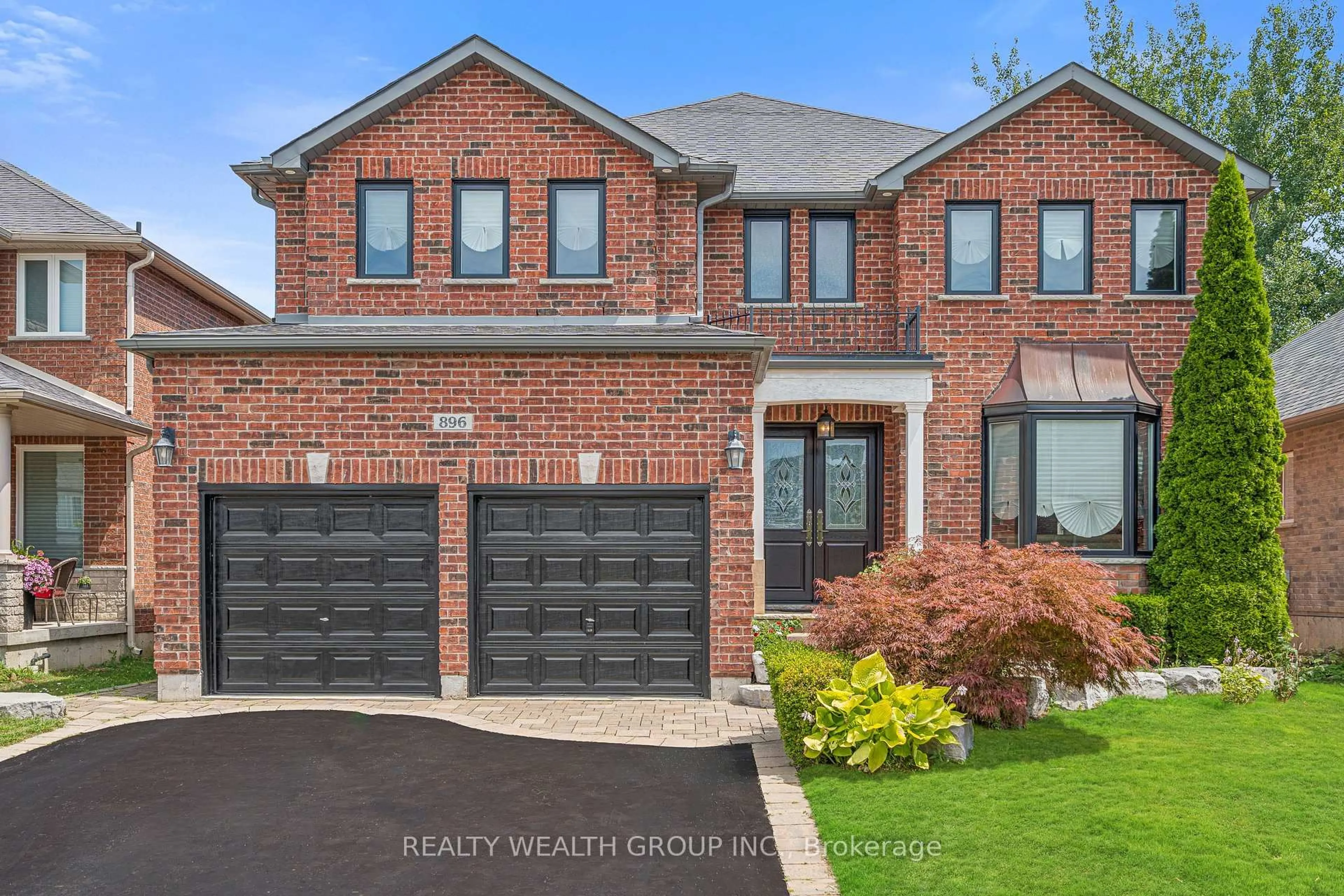 Home with brick exterior material, street for 896 Booth Ave, Innisfil Ontario L9S 0A6