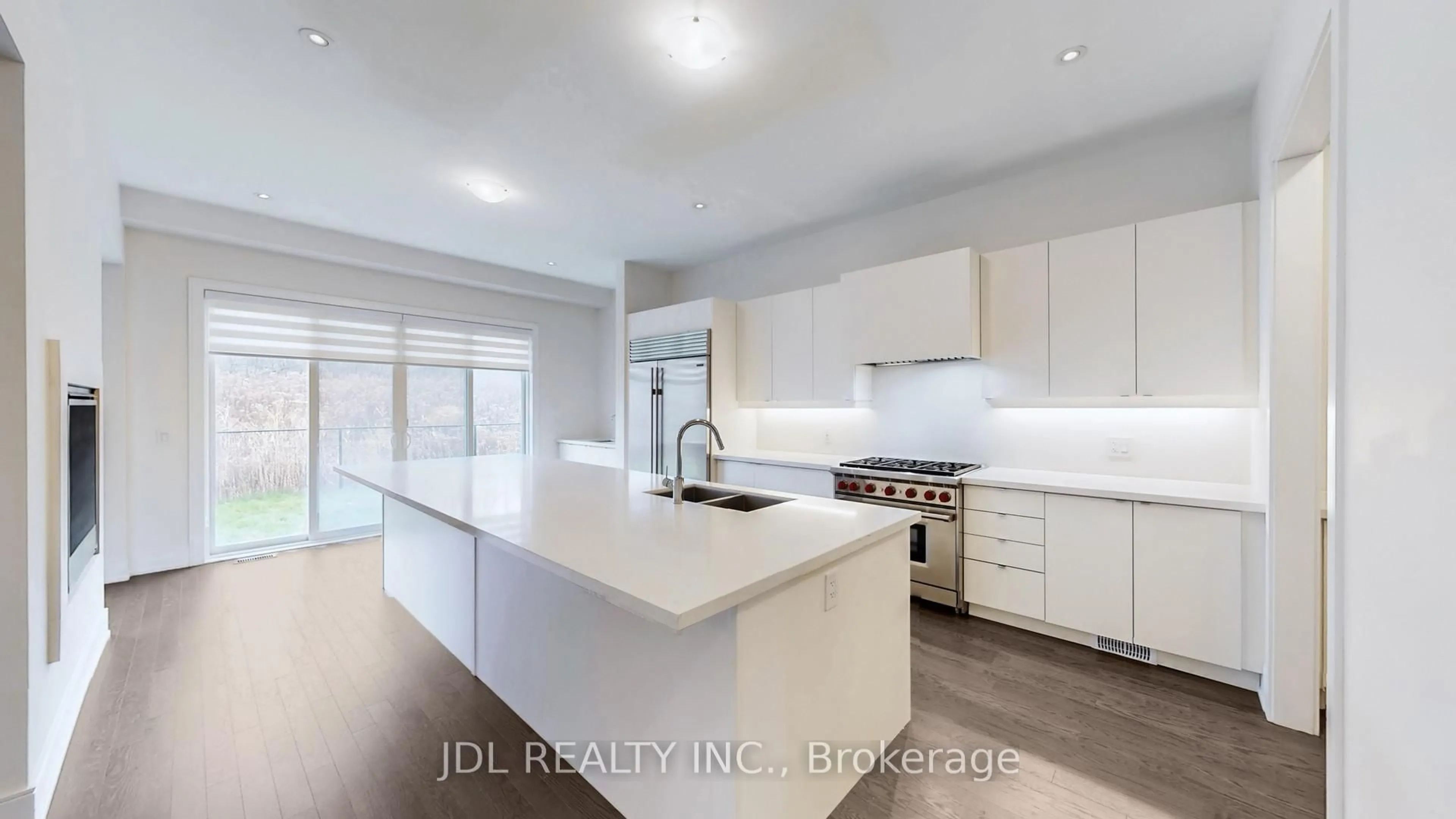 Open concept kitchen, unknown for 97 Milky Way Dr, Richmond Hill Ontario L4C 4M8