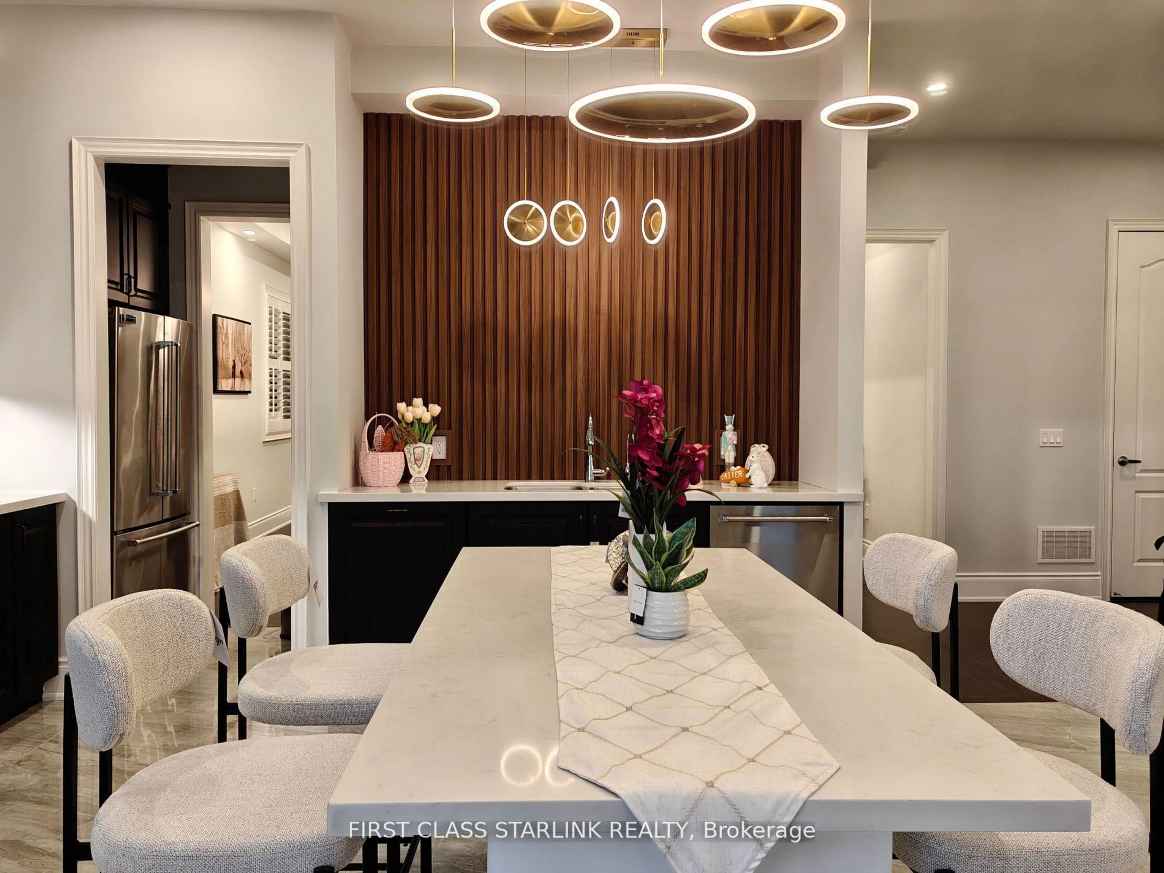 Contemporary kitchen, unknown for 38 Crane St, Aurora Ontario L4G 7C4