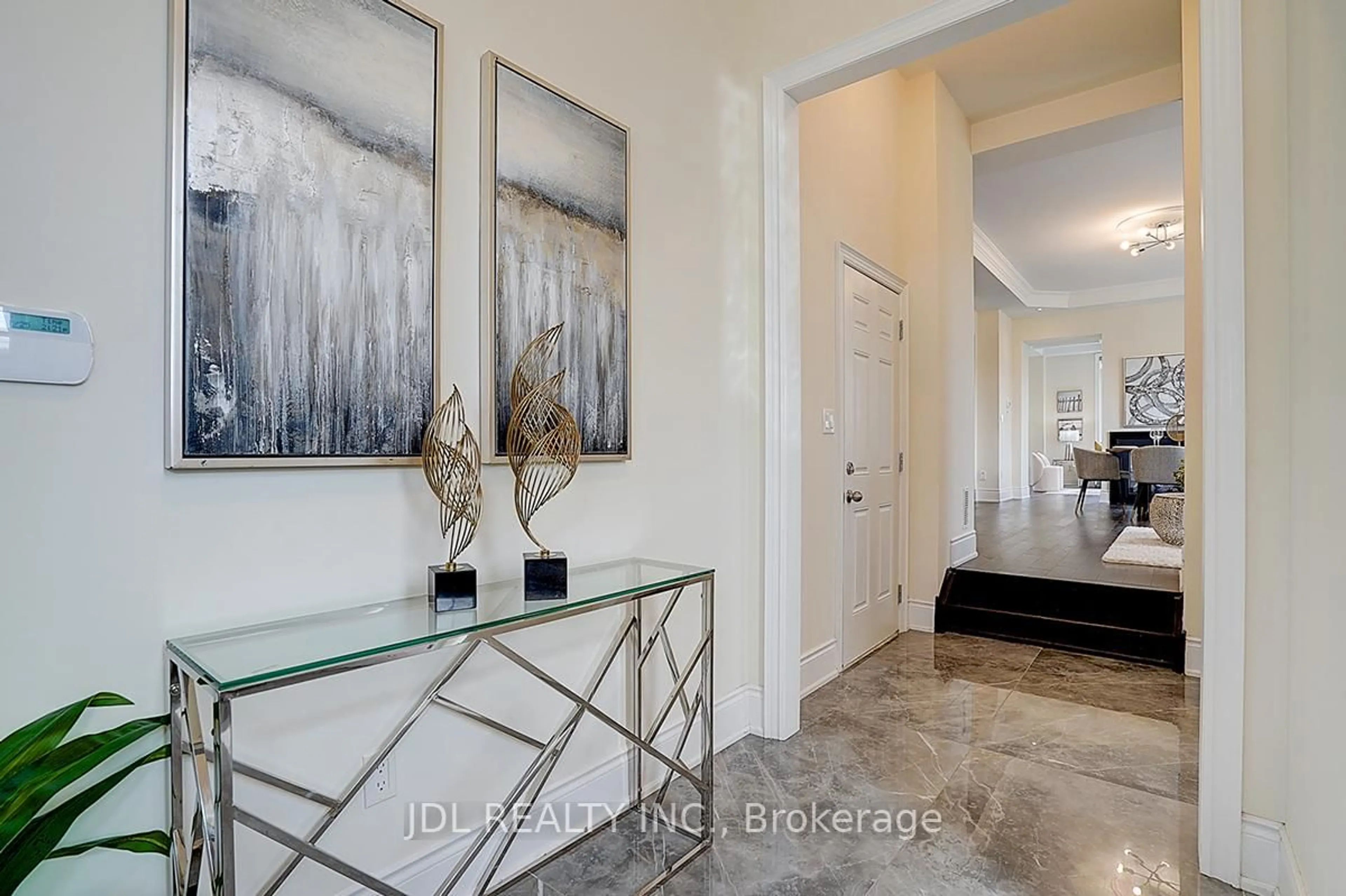 Indoor entryway for 1 Alex Black St, Vaughan Ontario L6A 5A2