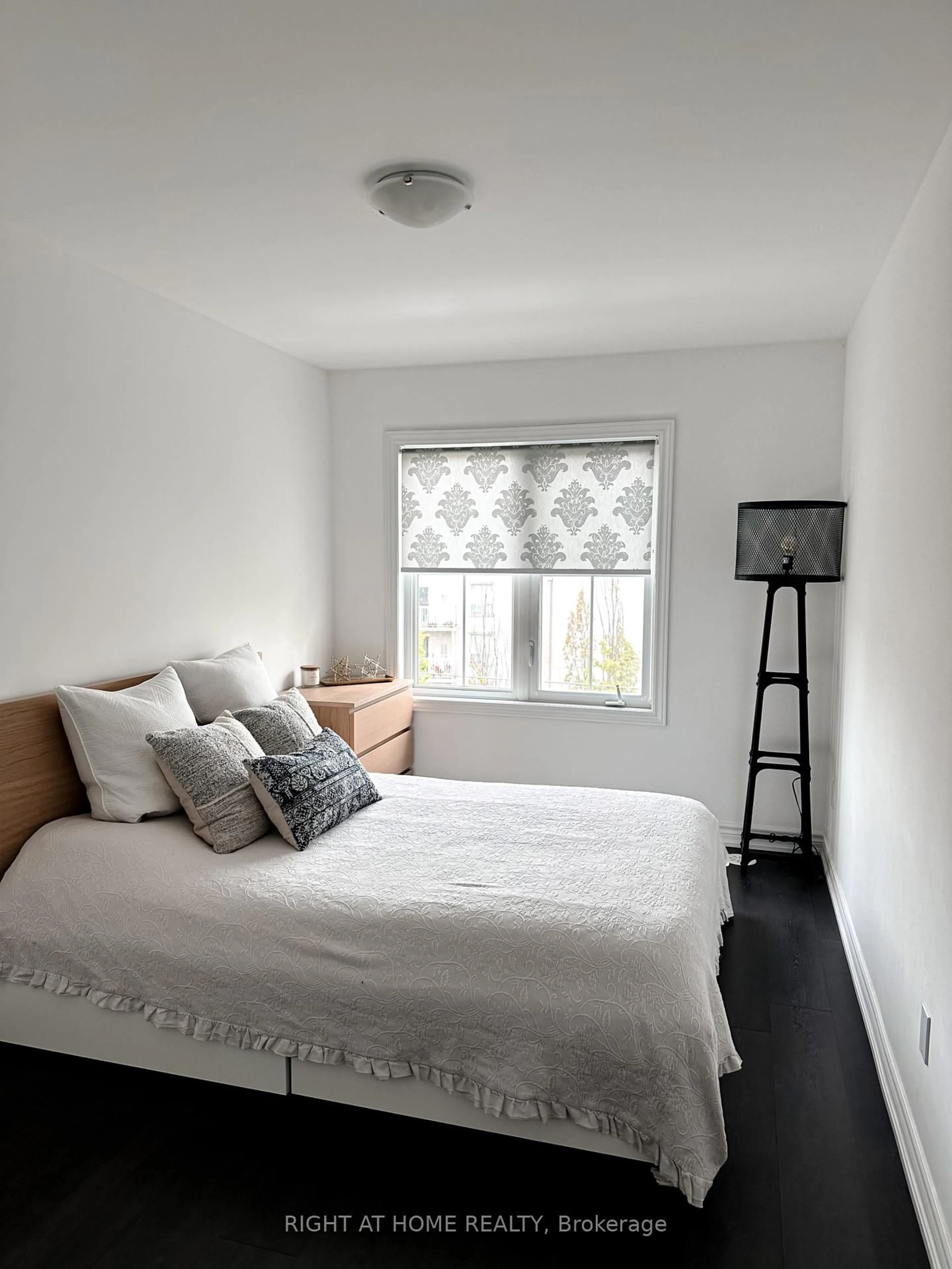 Bedroom with bed, unknown for 201 Pine Grove Rd #423, Vaughan Ontario L4L 0H8