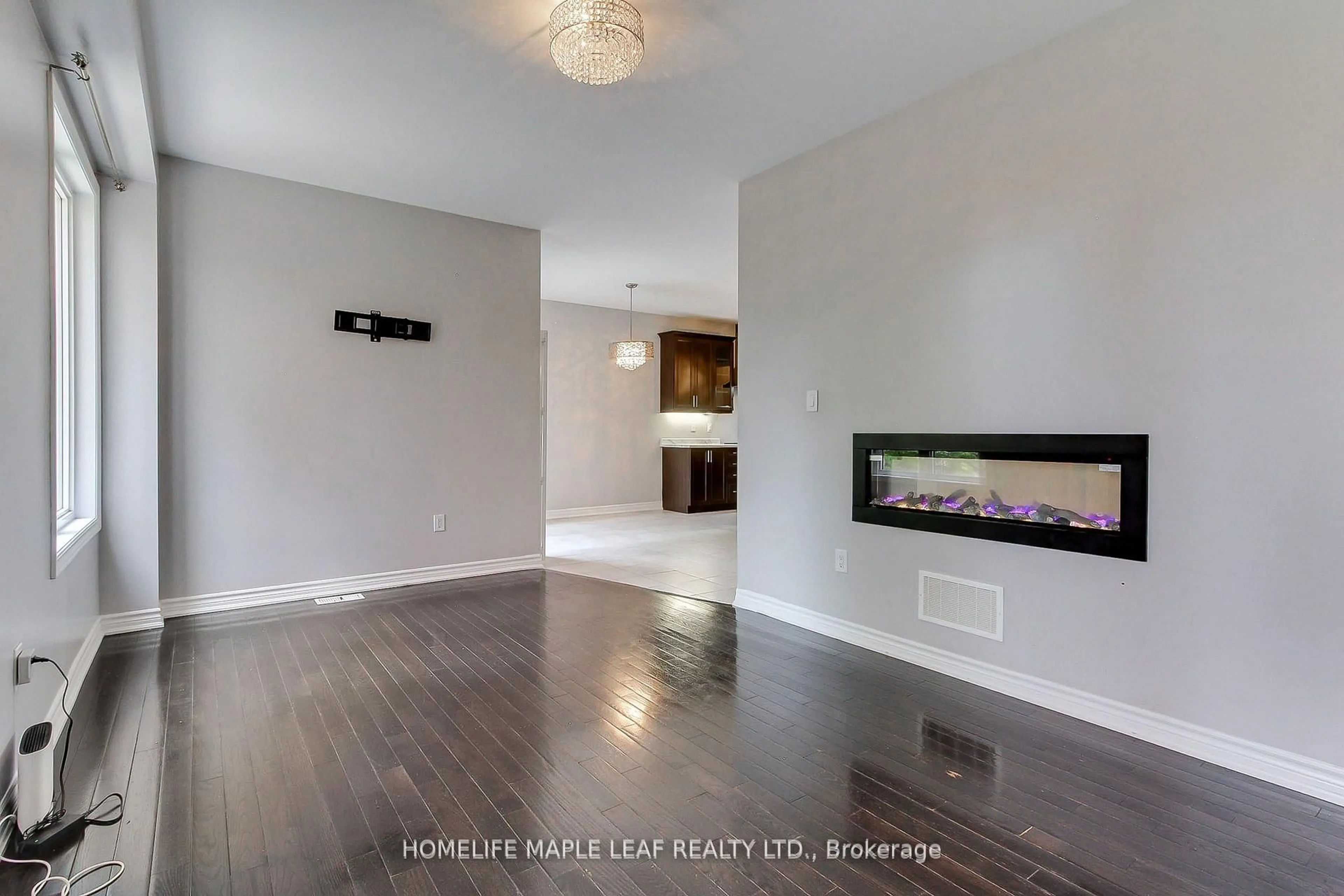 Unknown for 2180 Dawson Cres, Innisfil Ontario L9S 0H1