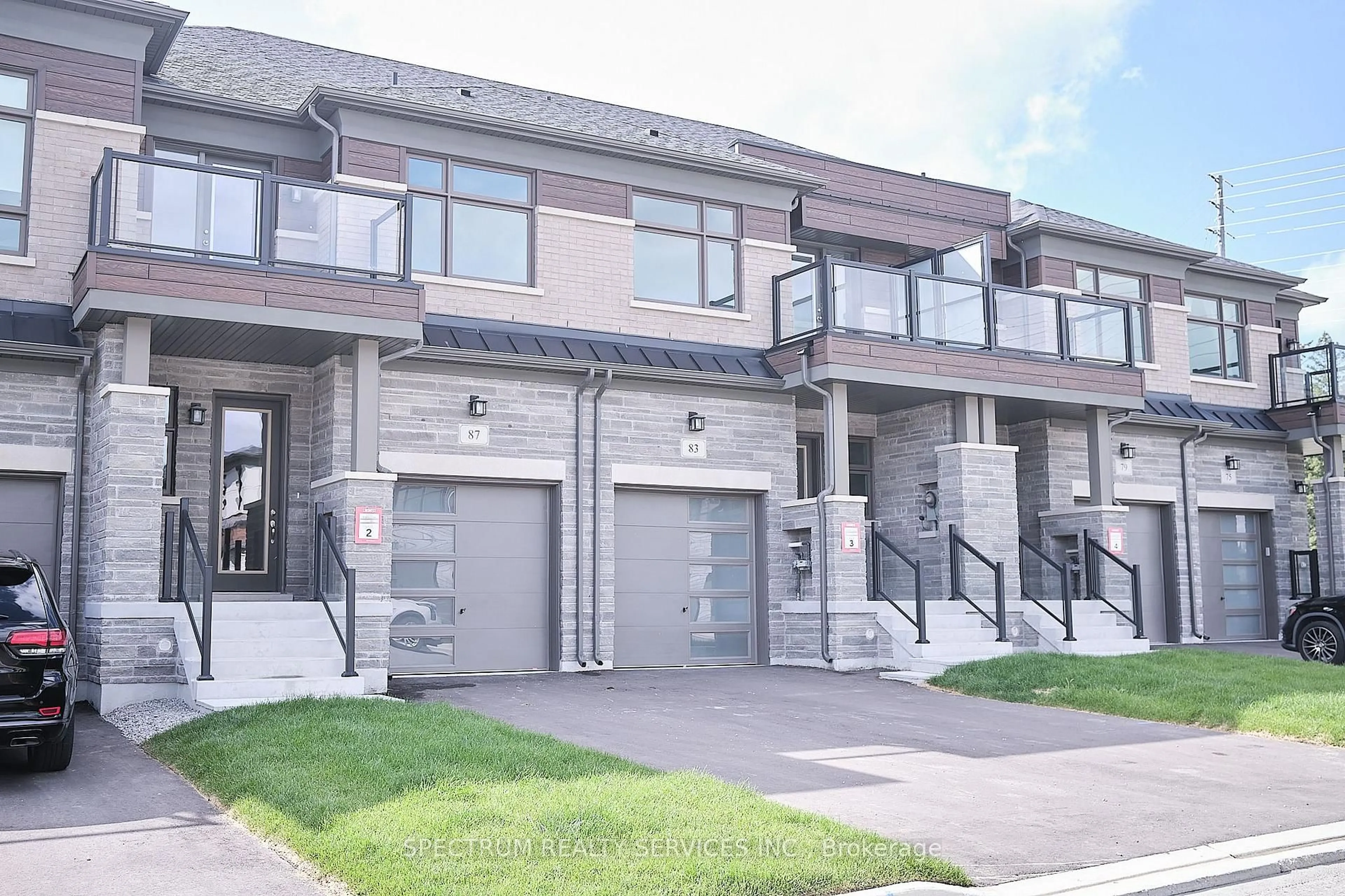 Unknown for 87 Adario Cres, Vaughan Ontario L4H 4P7