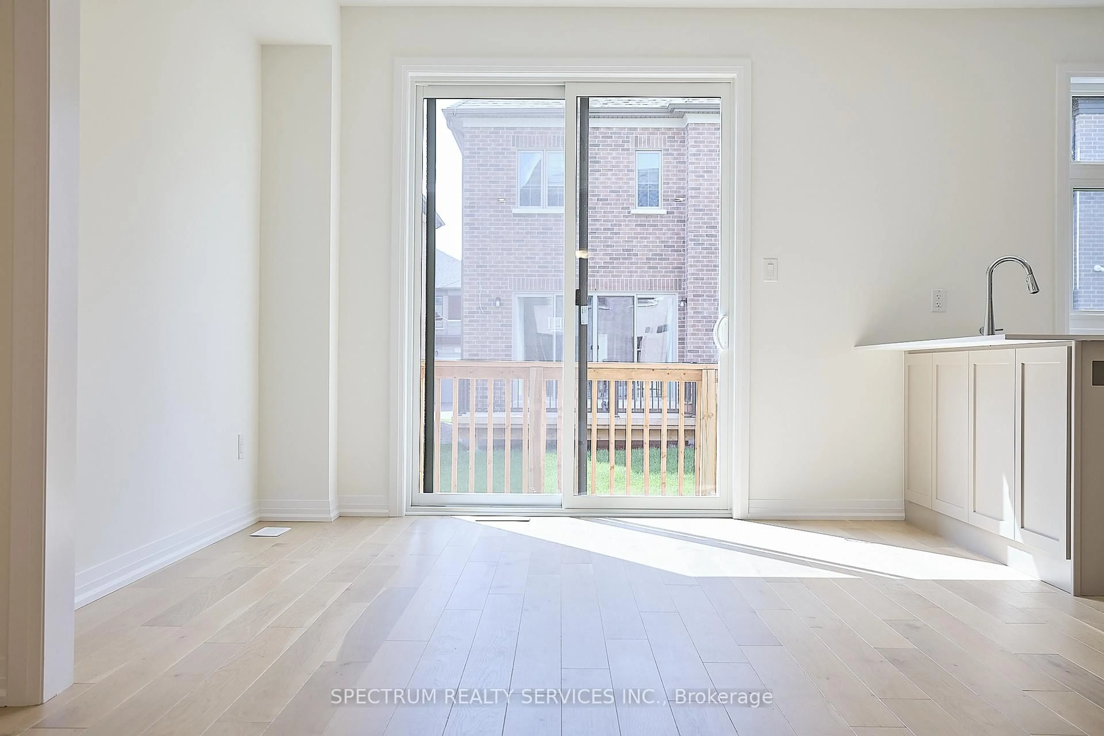 A pic of a room for 87 Adario Cres, Vaughan Ontario L4H 4P7