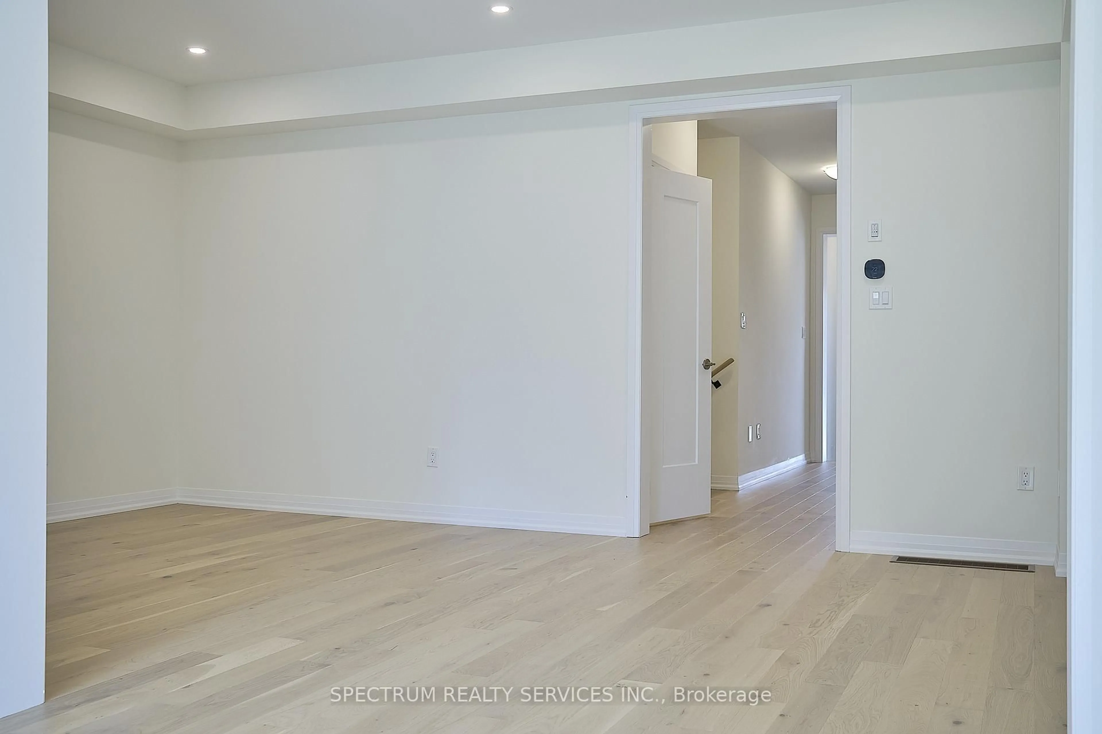 A pic of a room for 87 Adario Cres, Vaughan Ontario L4H 4P7