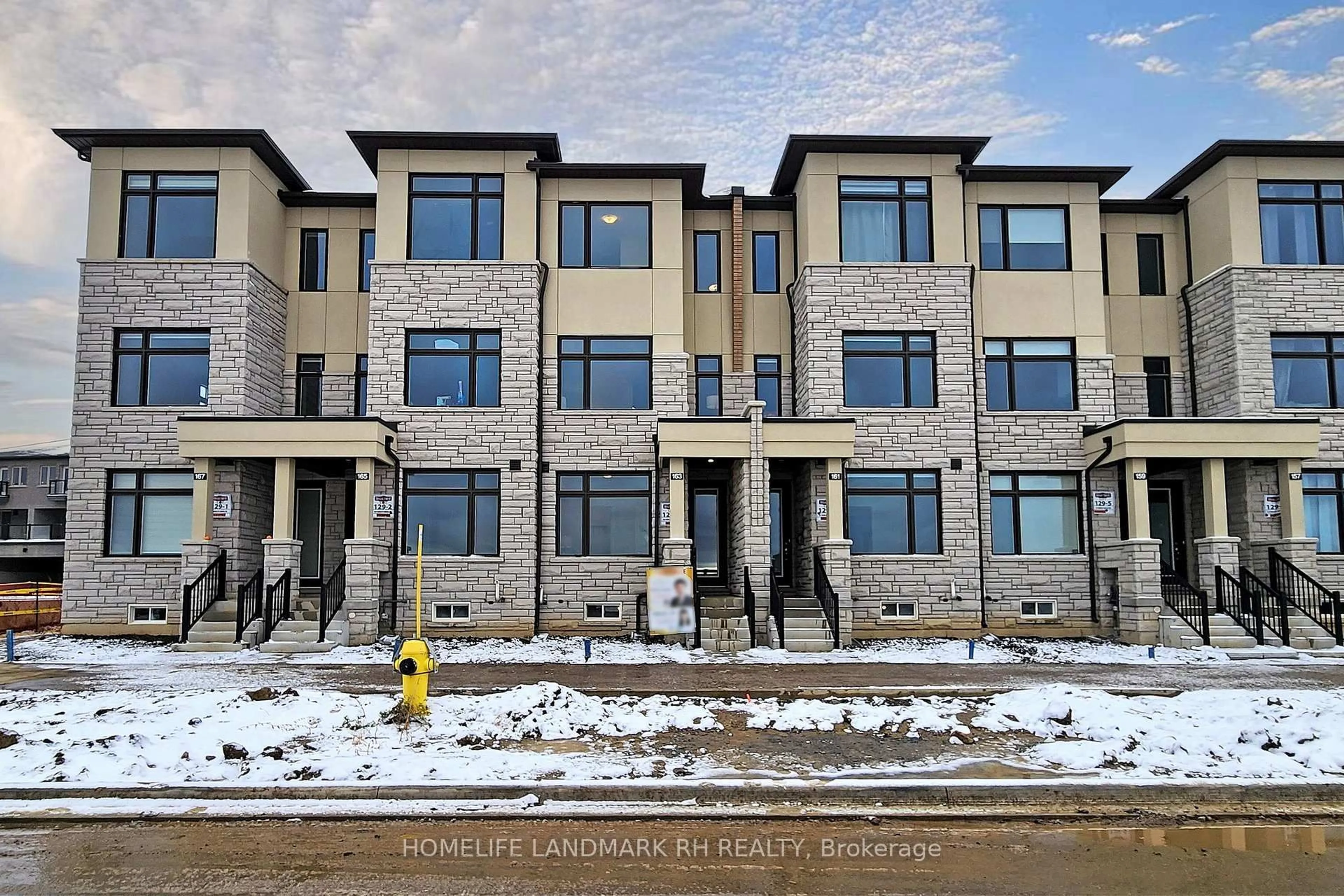 Home with brick exterior material, unknown for 163 Berczy Green Dr, Markham Ontario L6C 3P5